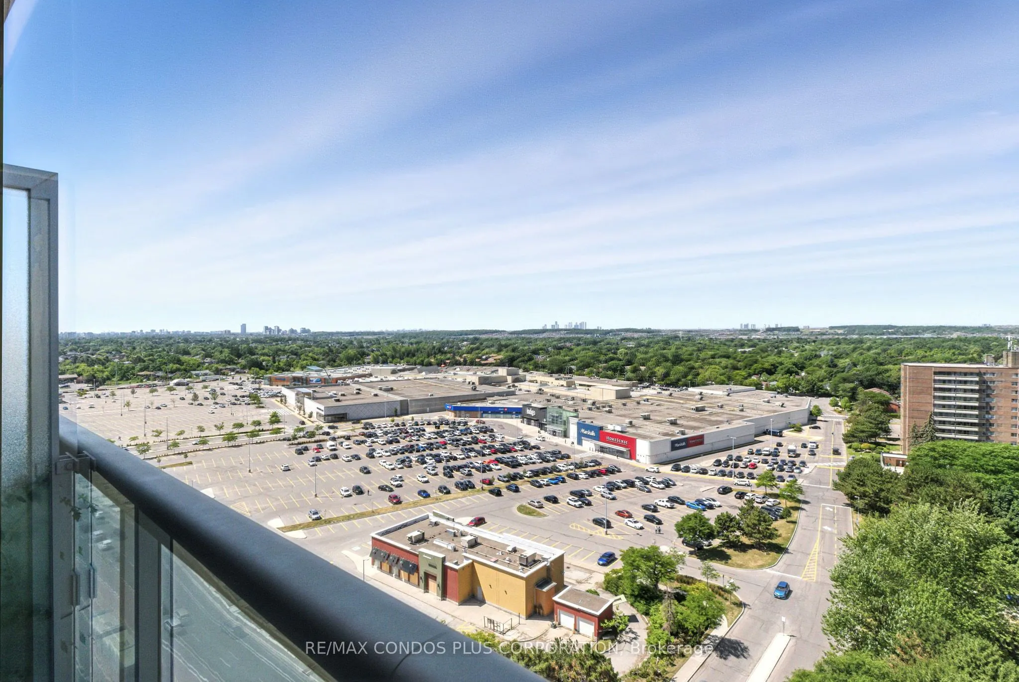9471 Yonge Street, #Lph15
