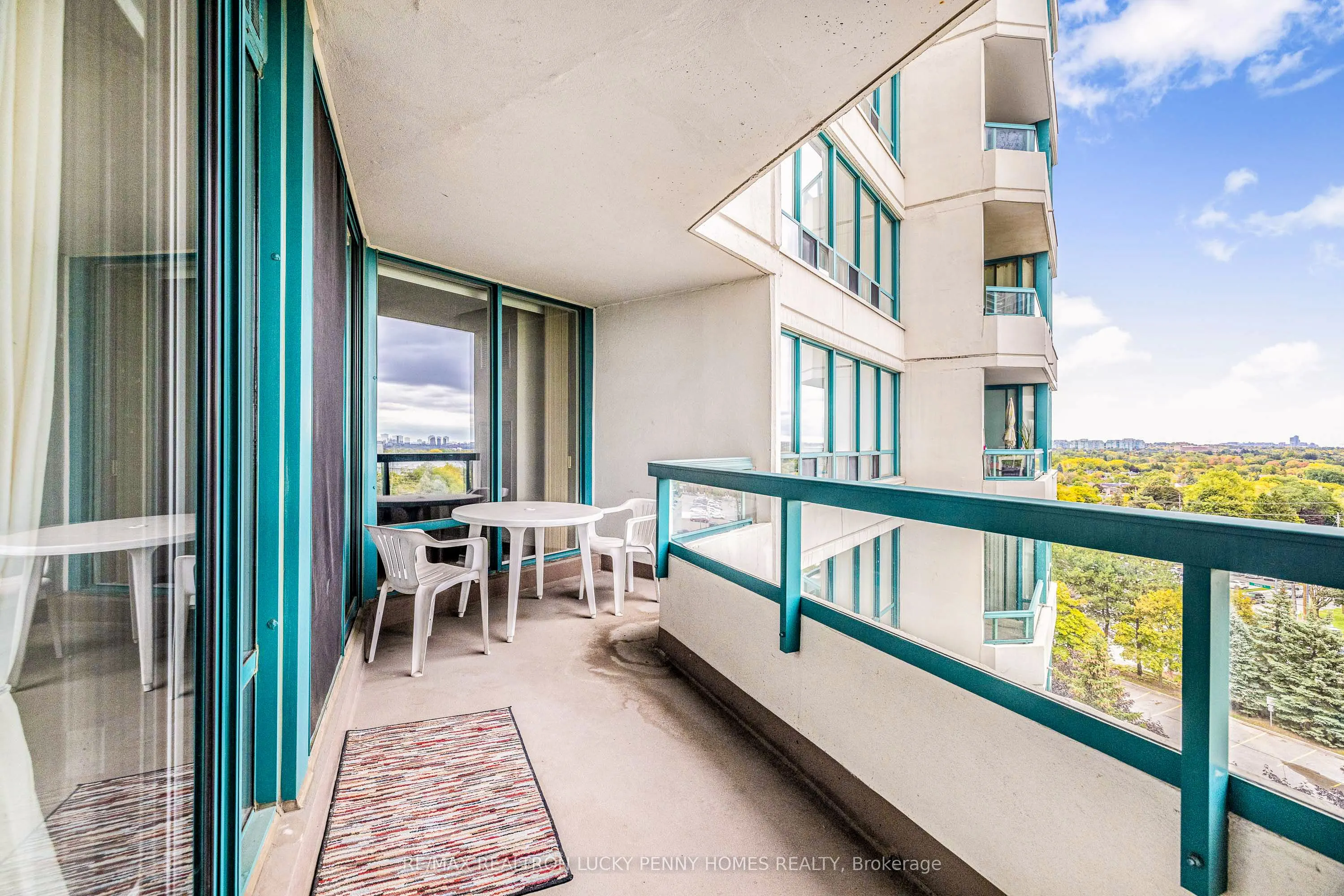 7250 Yonge Street, #804