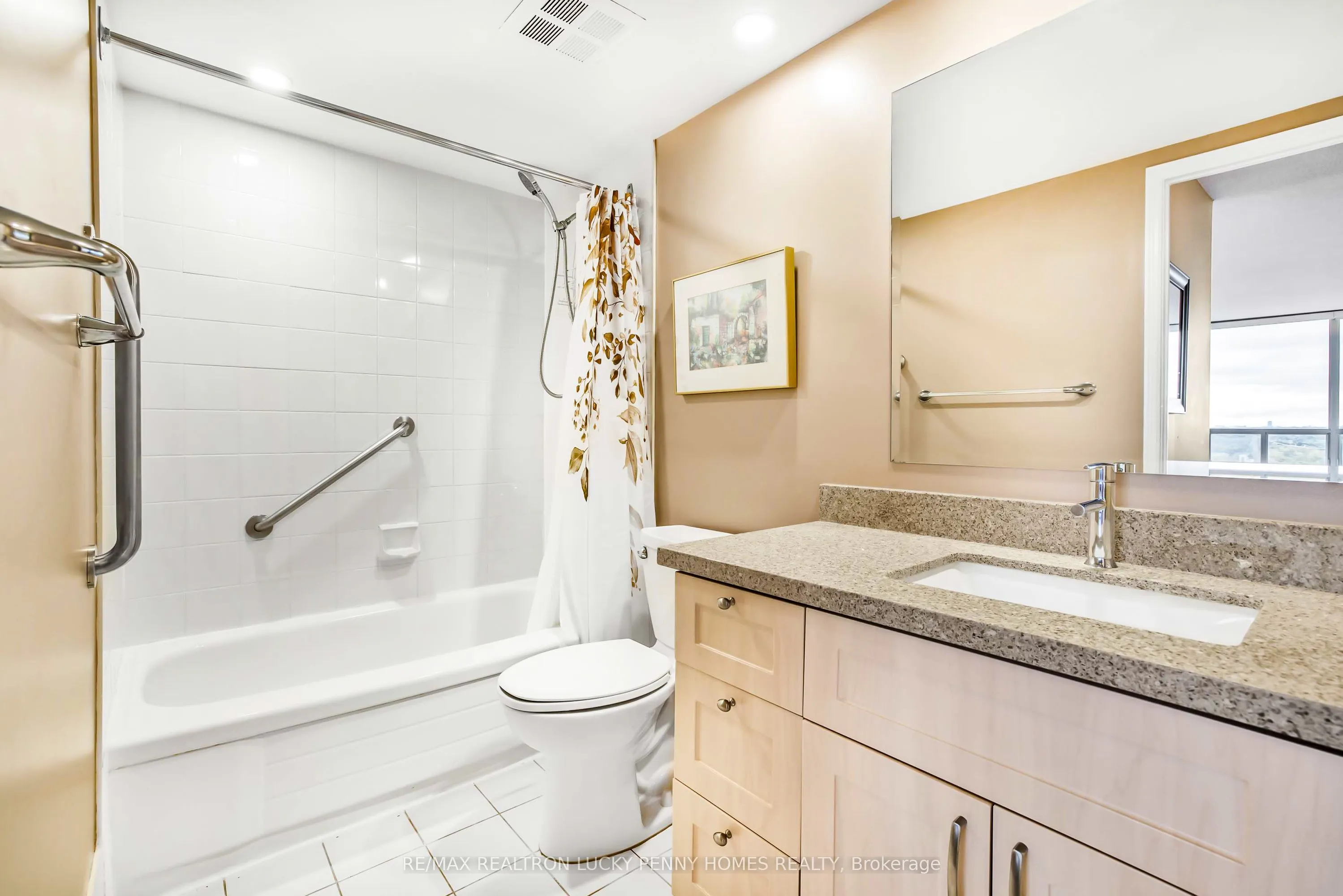 7250 Yonge Street, #804