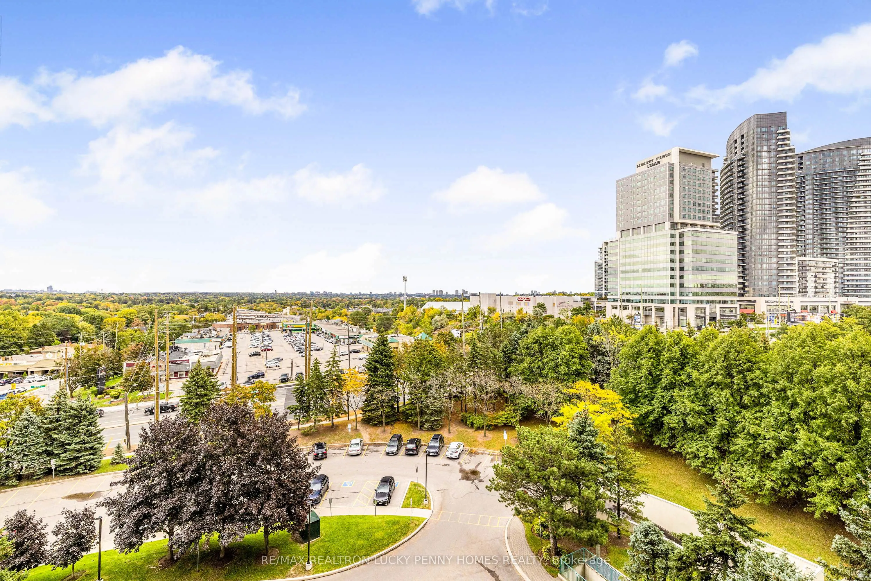 7250 Yonge Street, #804
