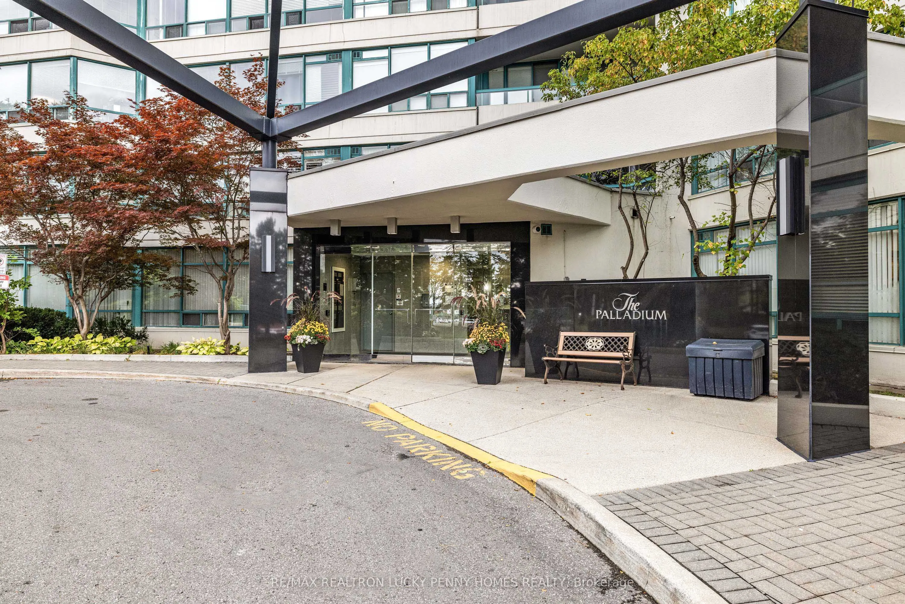 7250 Yonge Street, #804