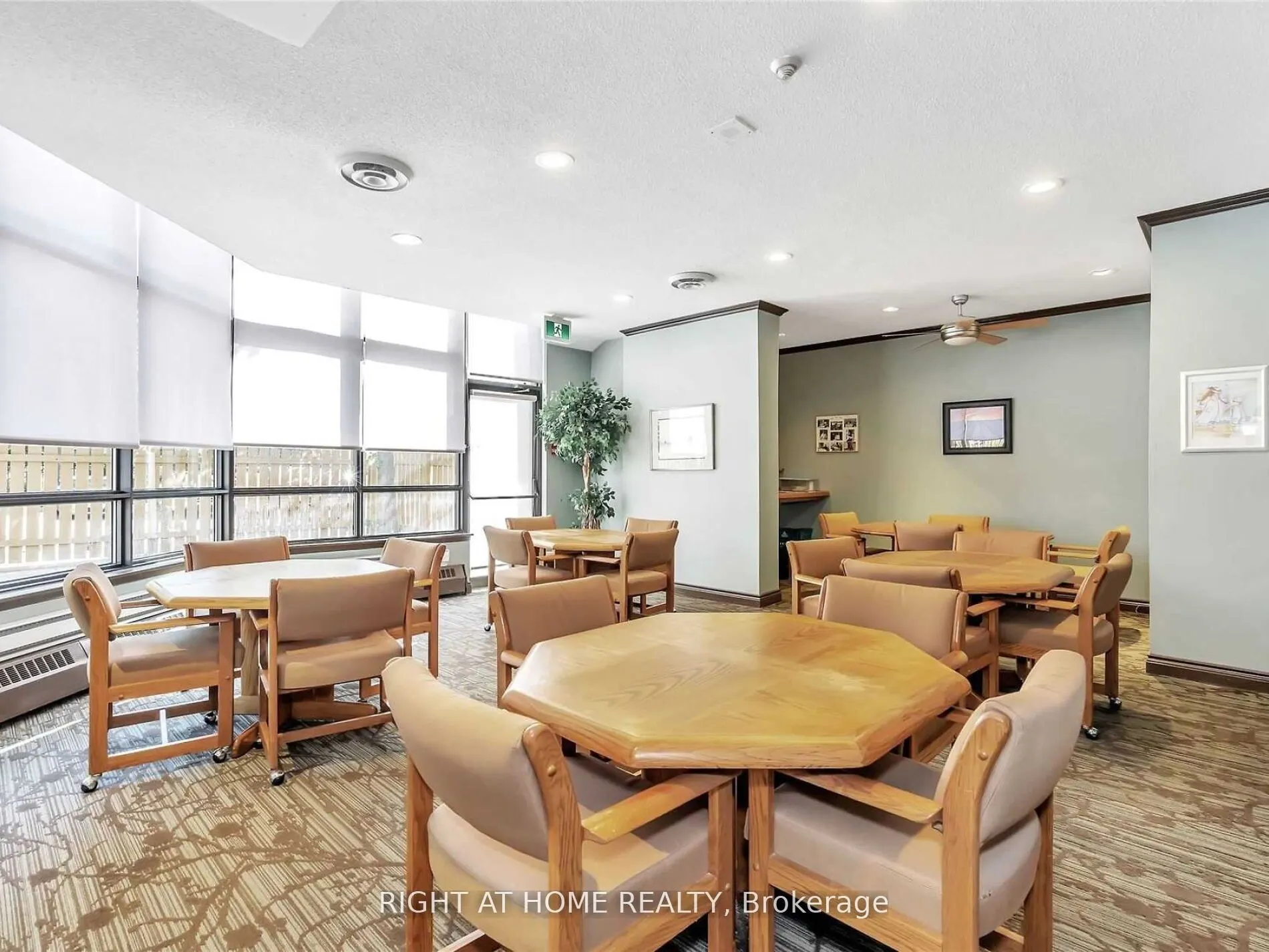 25 Austin Drive, #1123