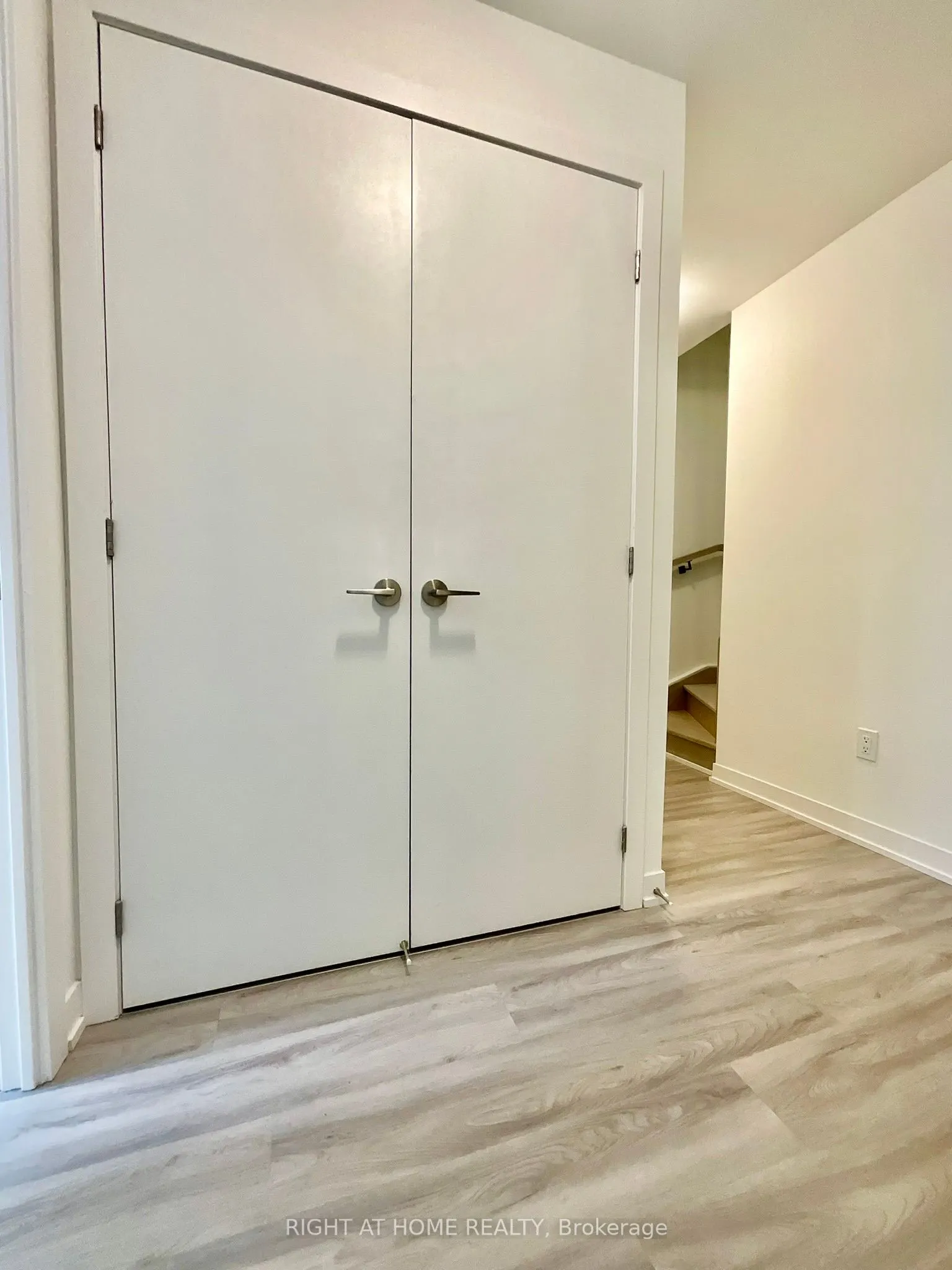 8 Steckley House Lane, #212