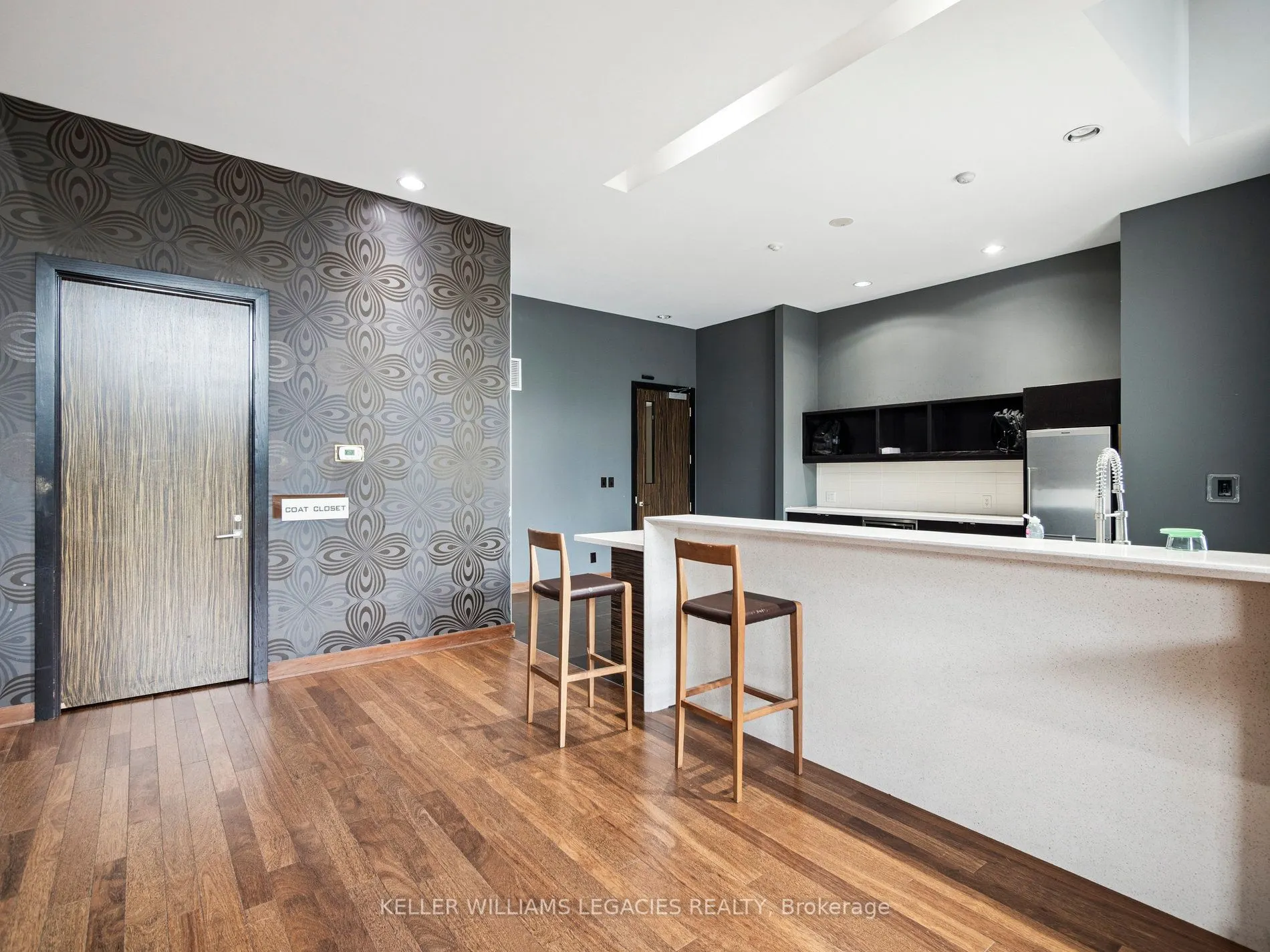 273 South Park Road, #211