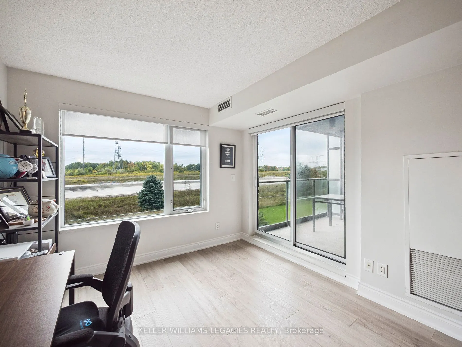 273 South Park Road, #211