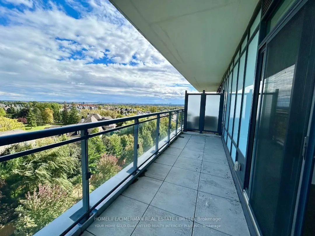 11611 Yonge Street, #725