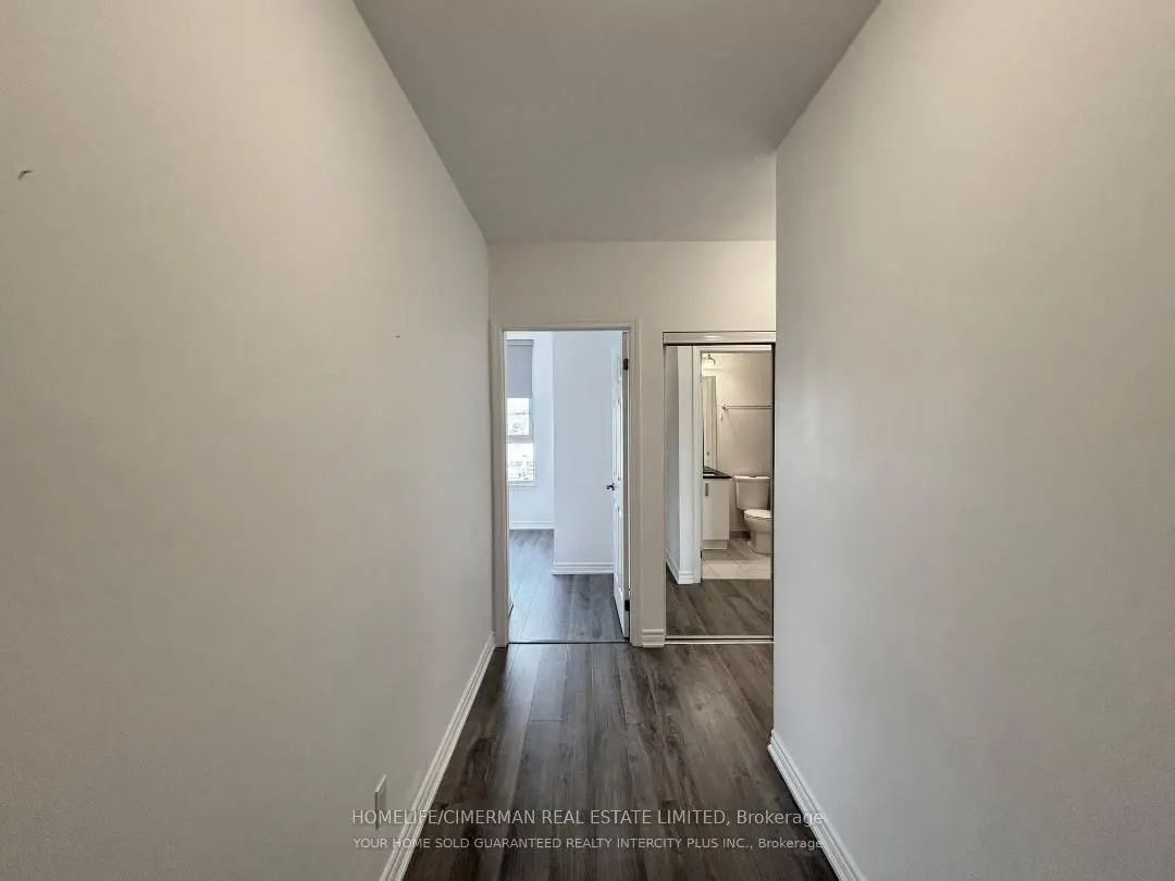 11611 Yonge Street, #725