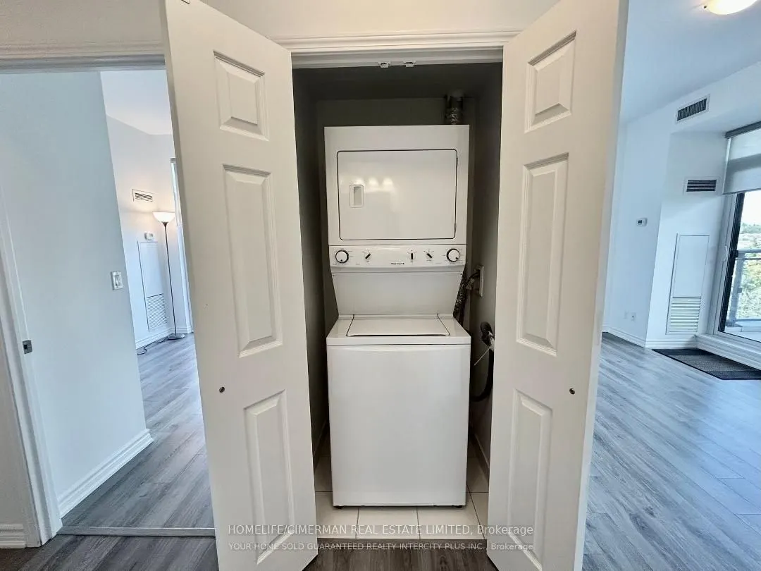 11611 Yonge Street, #725