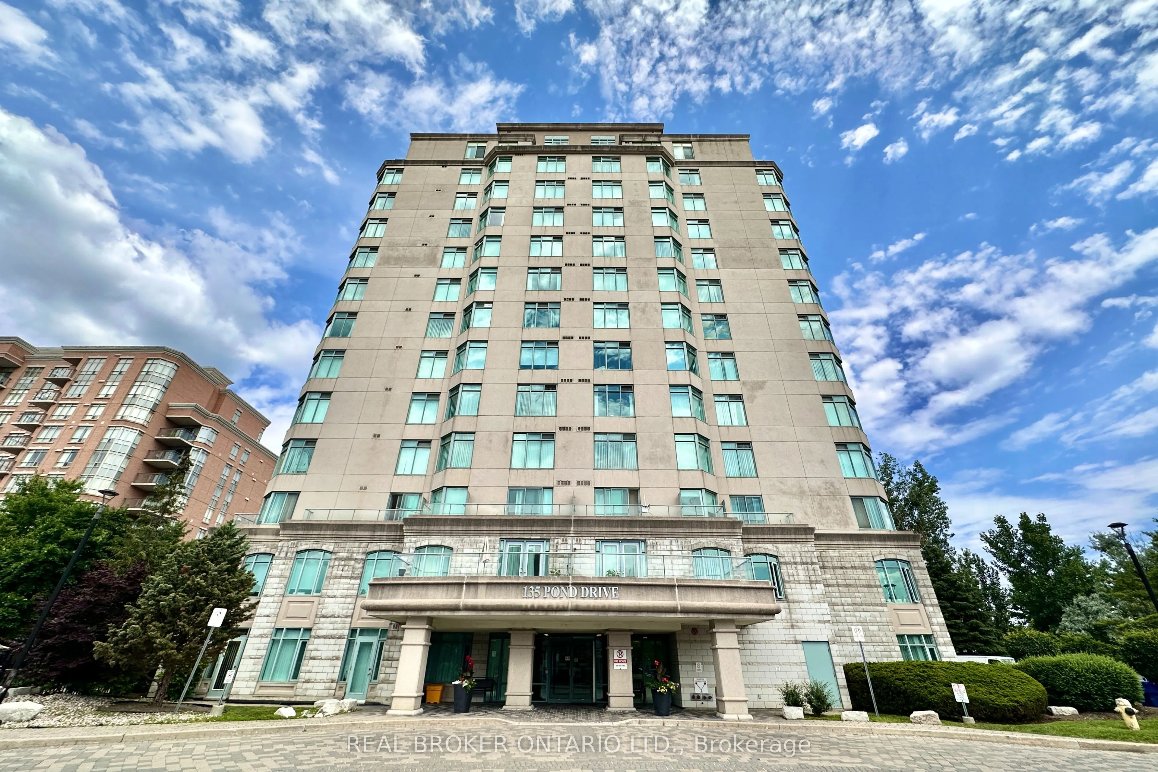 135 Pond Drive, #206