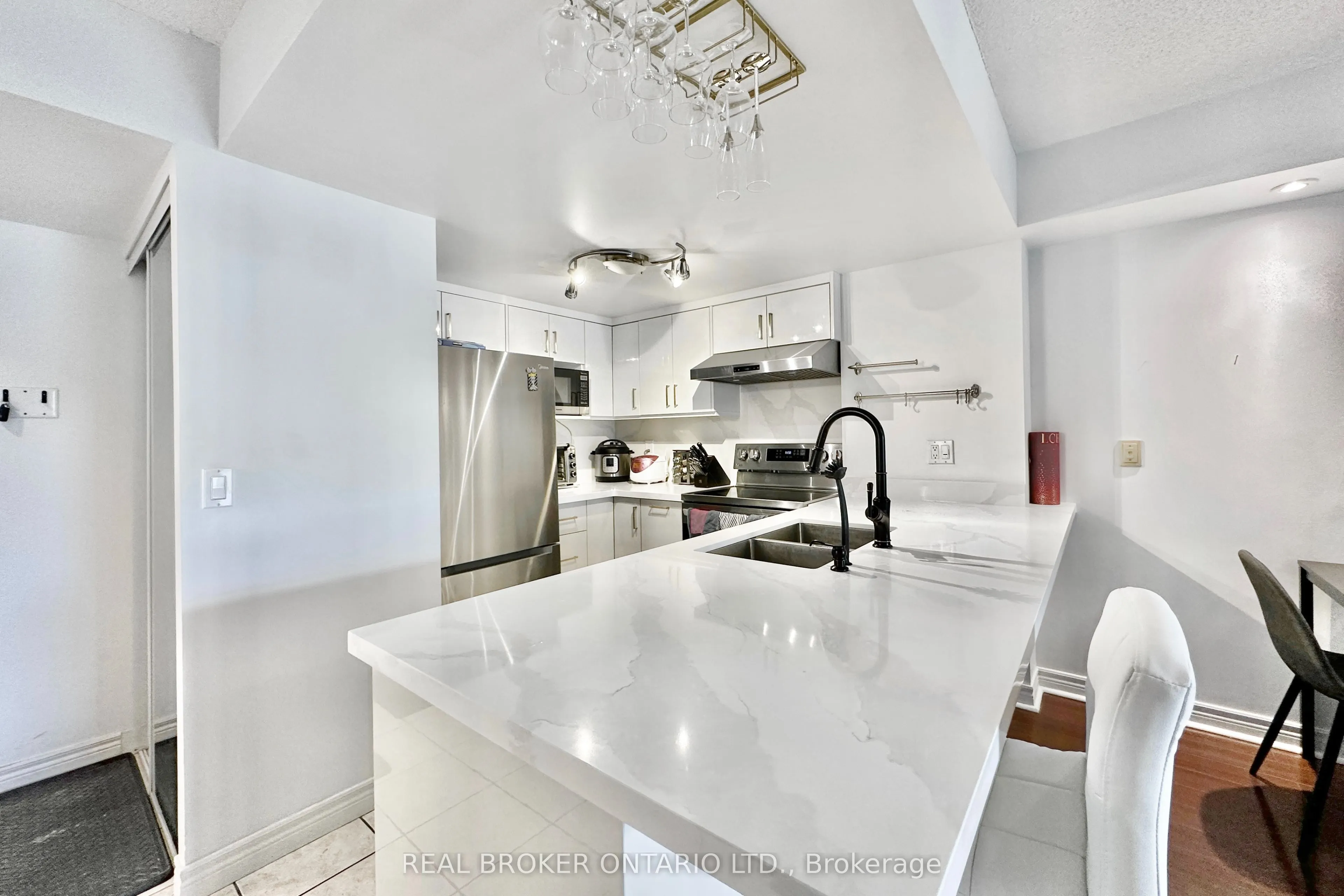 135 Pond Drive, #206