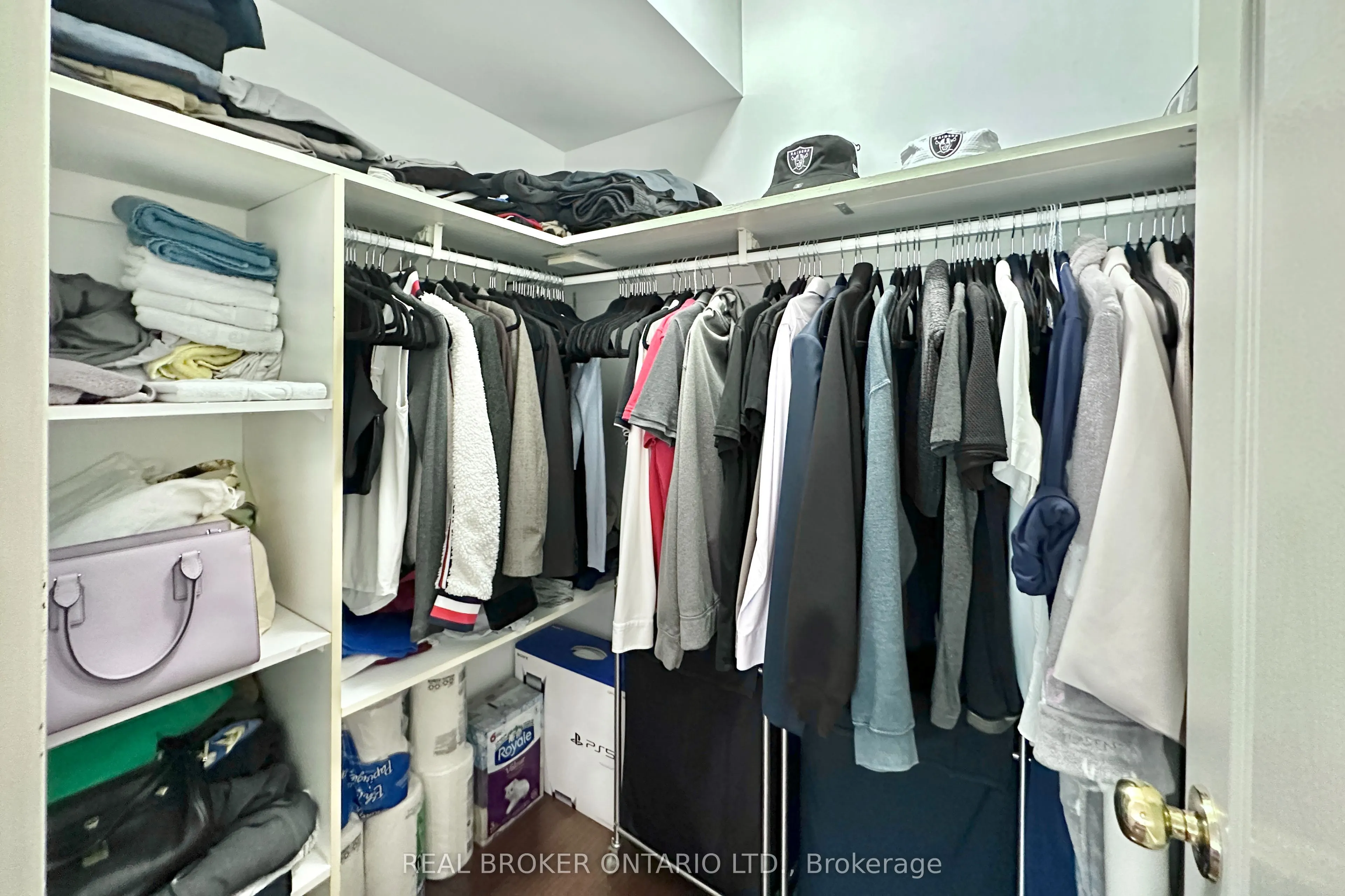 135 Pond Drive, #206