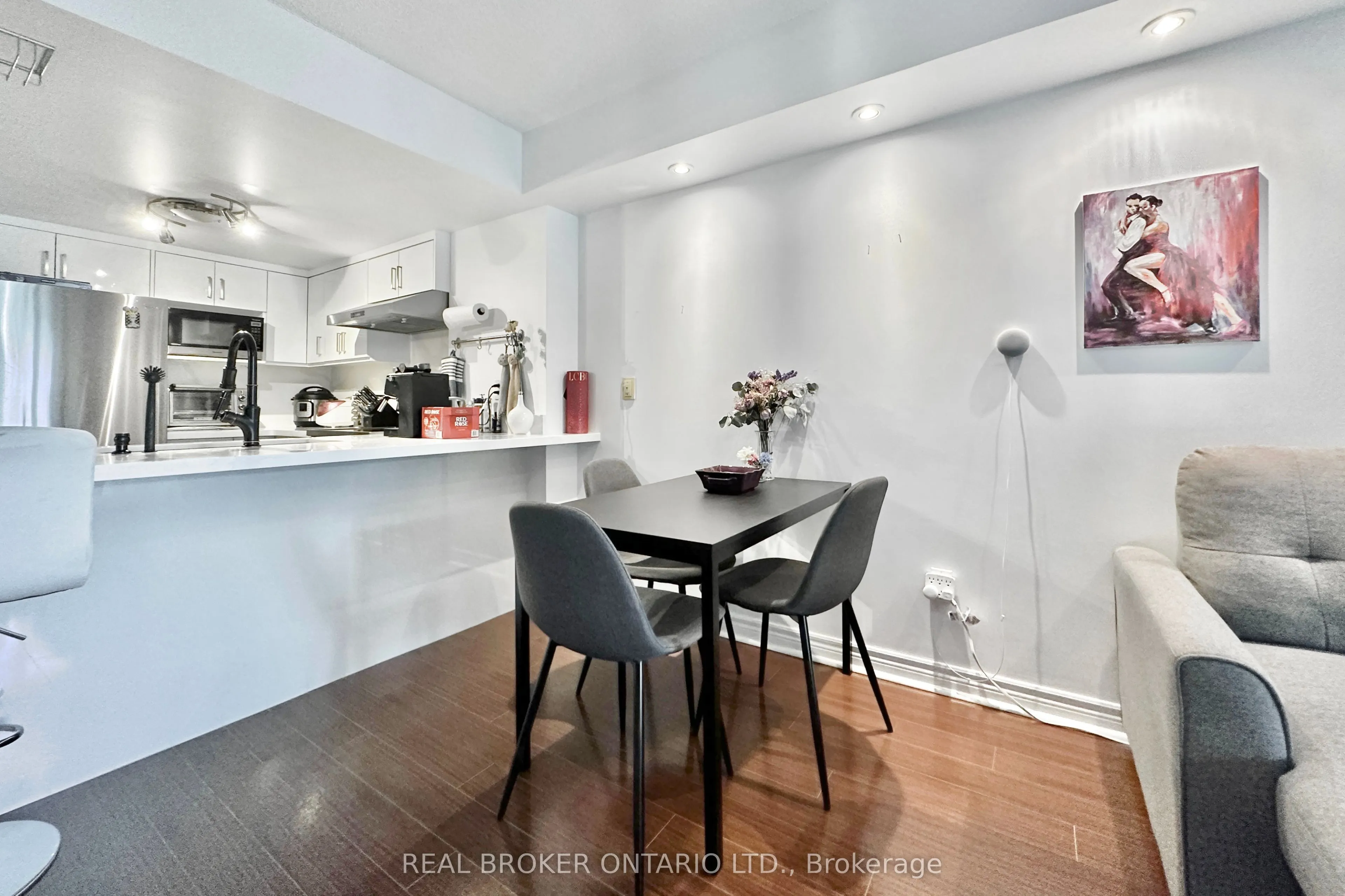 135 Pond Drive, #206