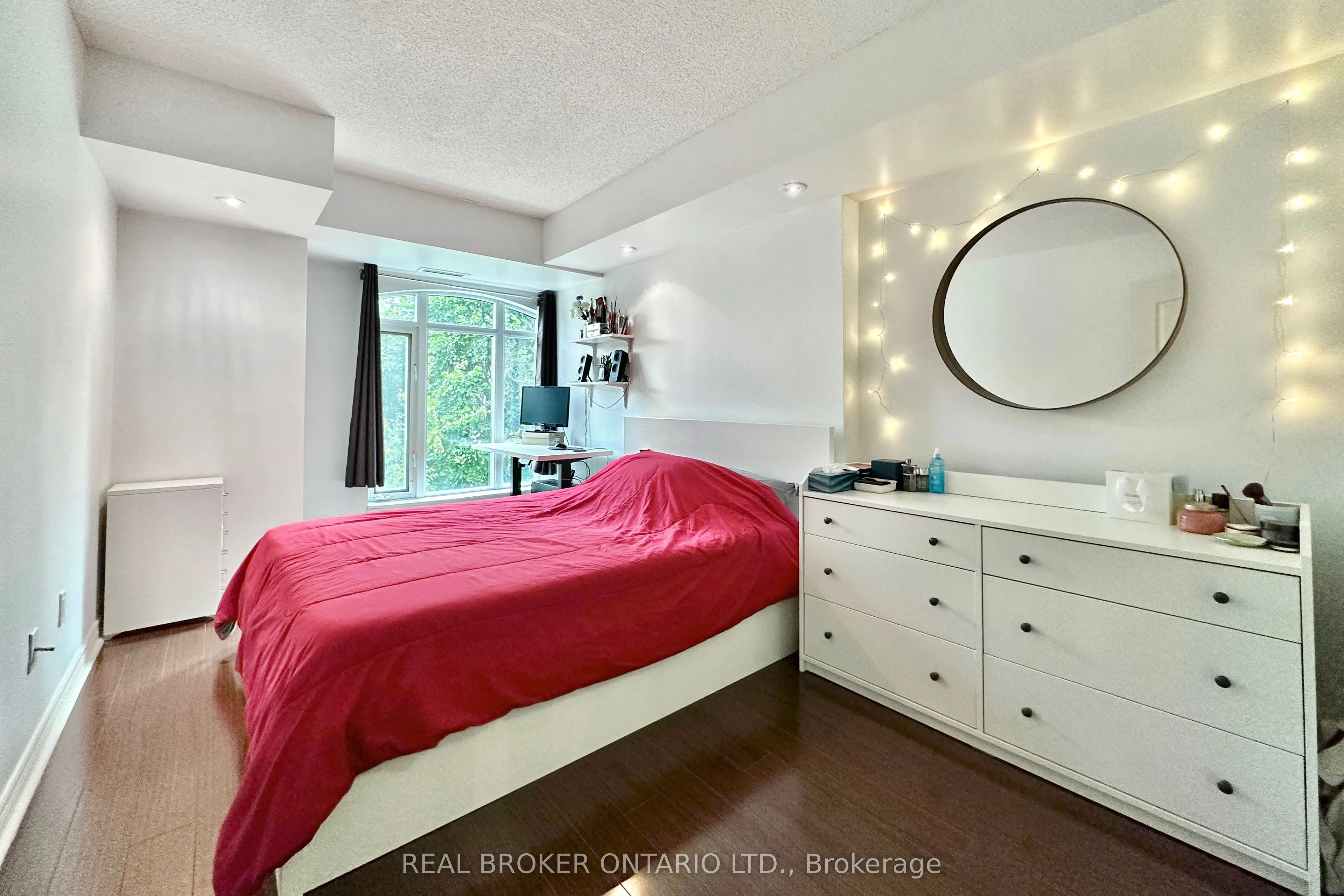 135 Pond Drive, #206