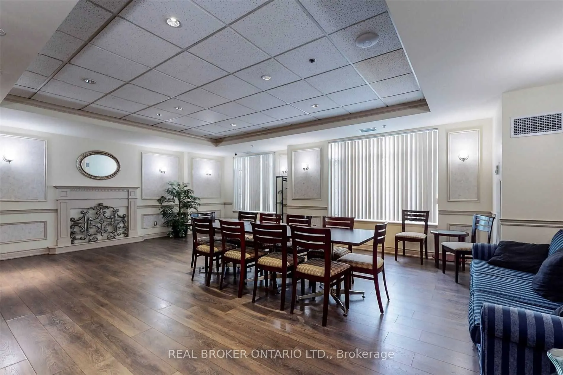 135 Pond Drive, #206