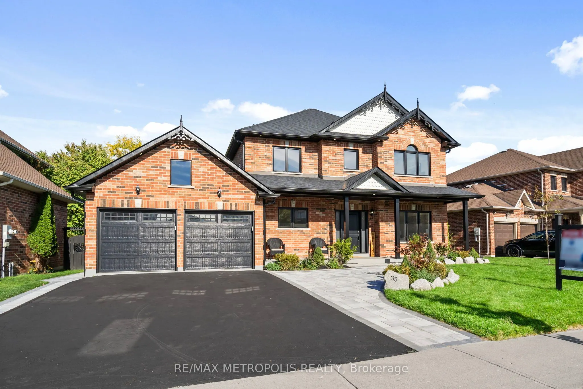 35 Nelkydd Lane