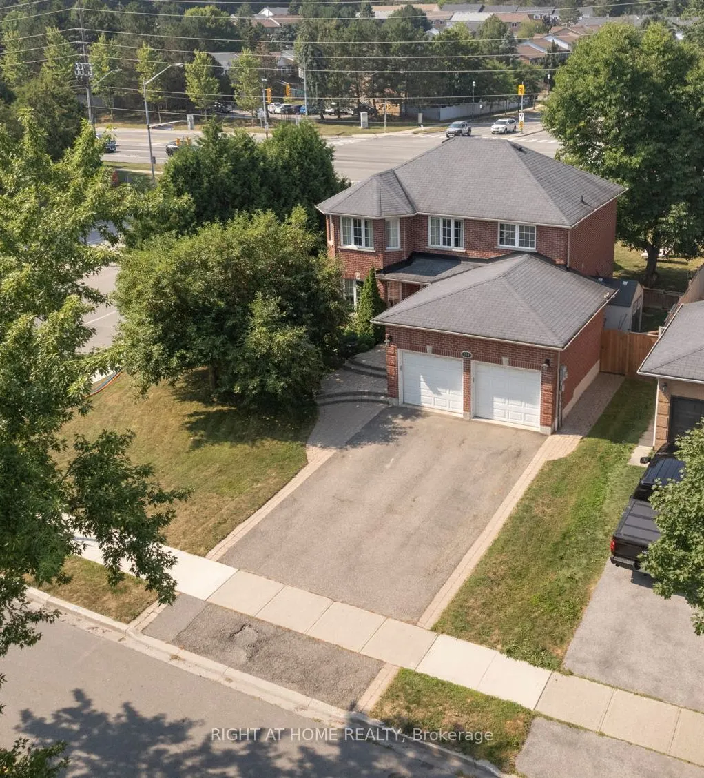 304 Rhodes Circle