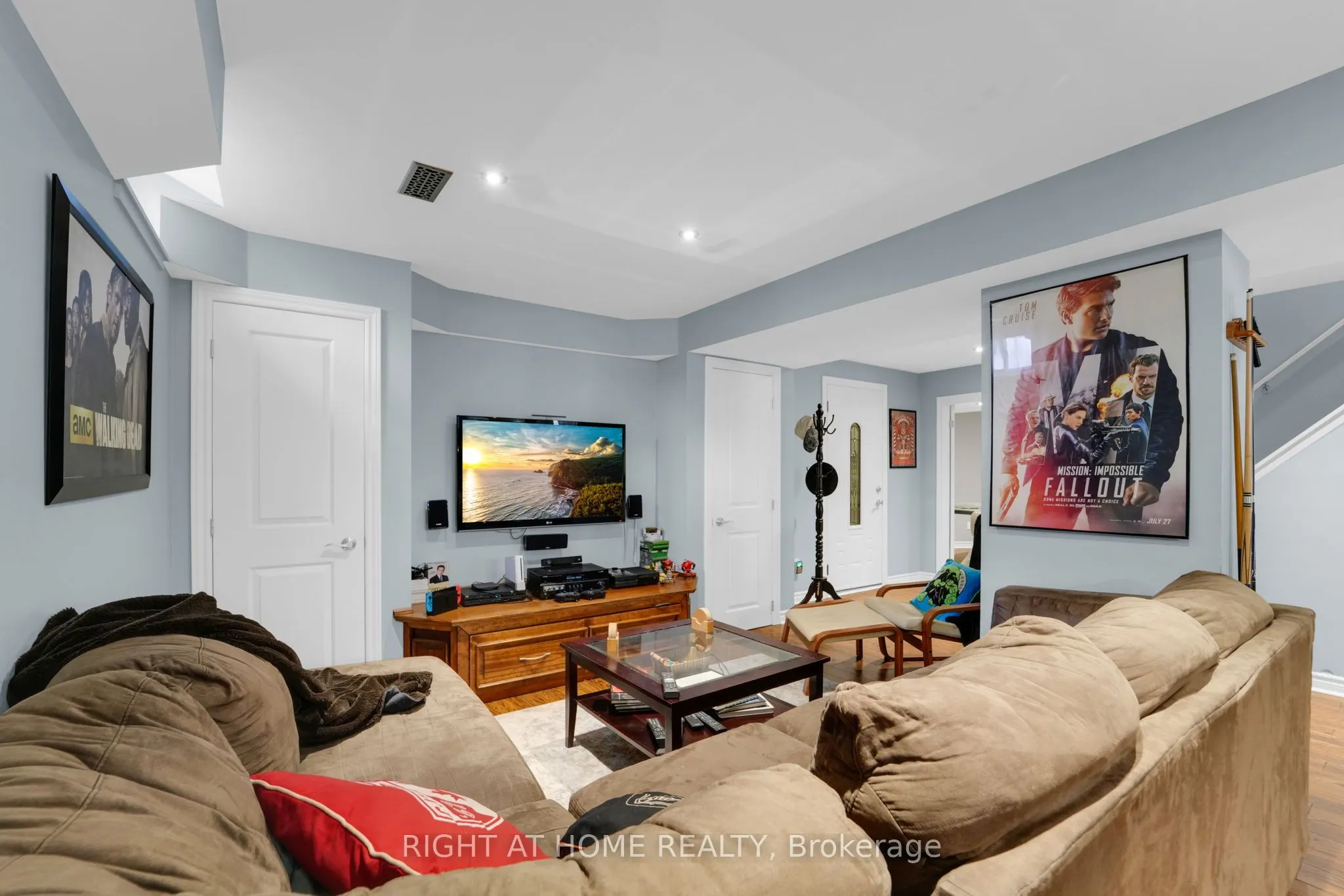 304 Rhodes Circle