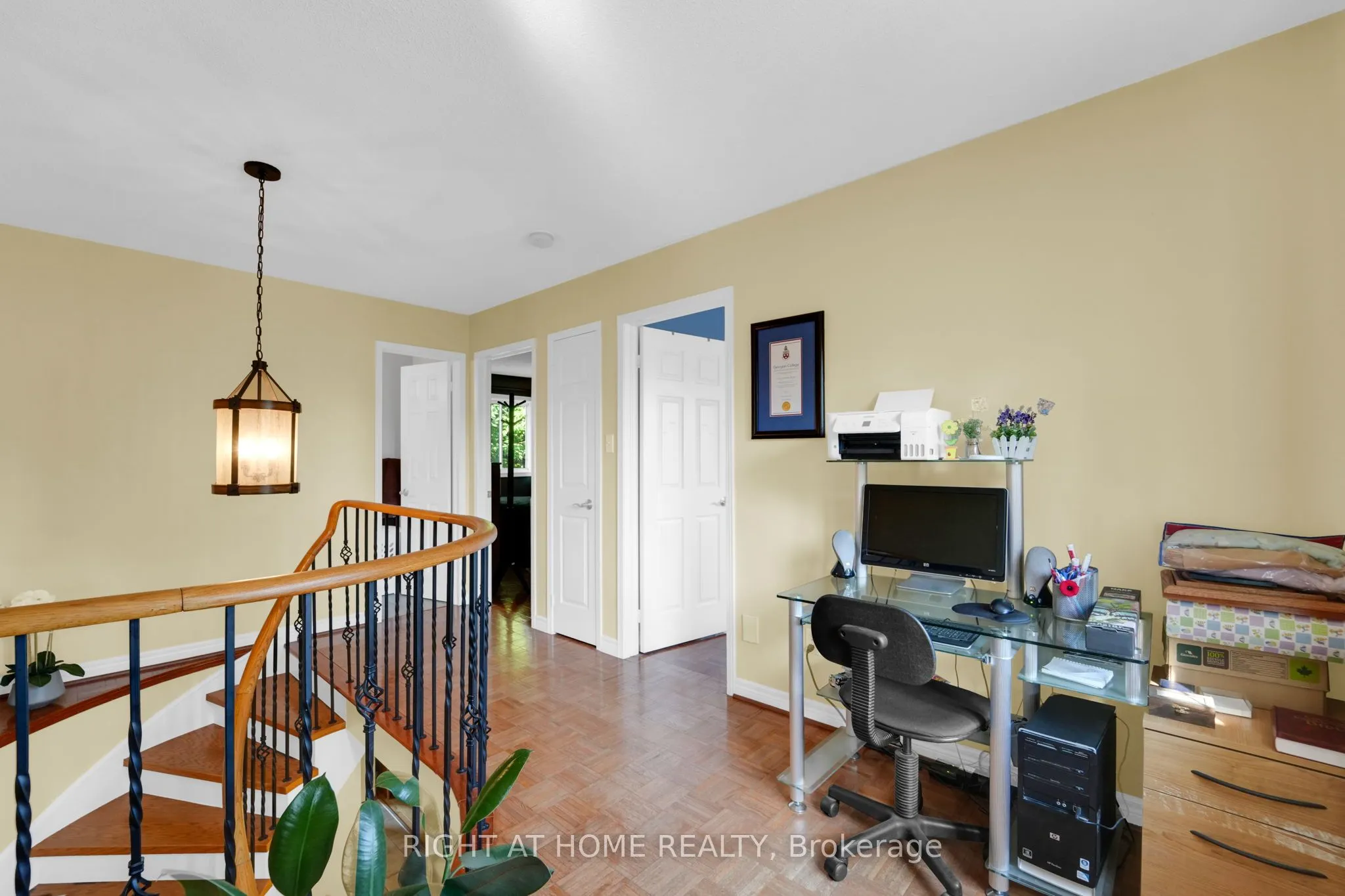 304 Rhodes Circle