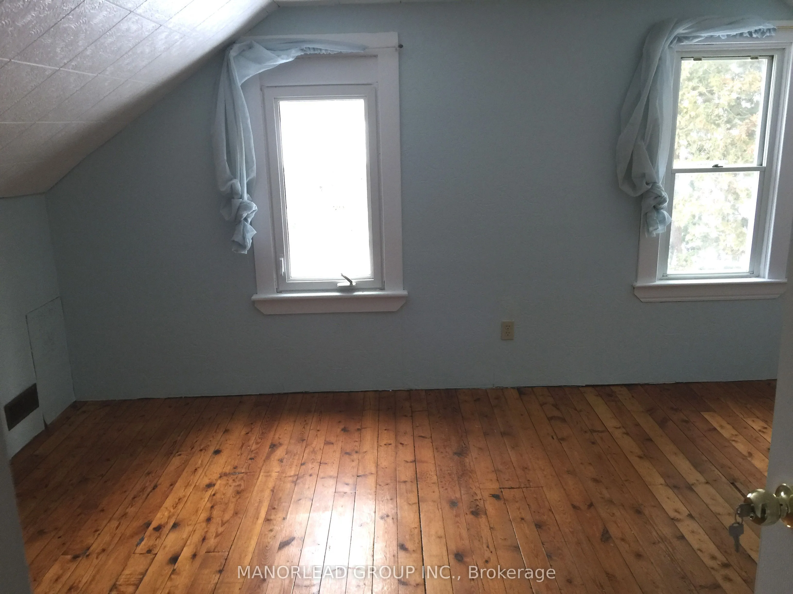 838 Trivetts Road, #B