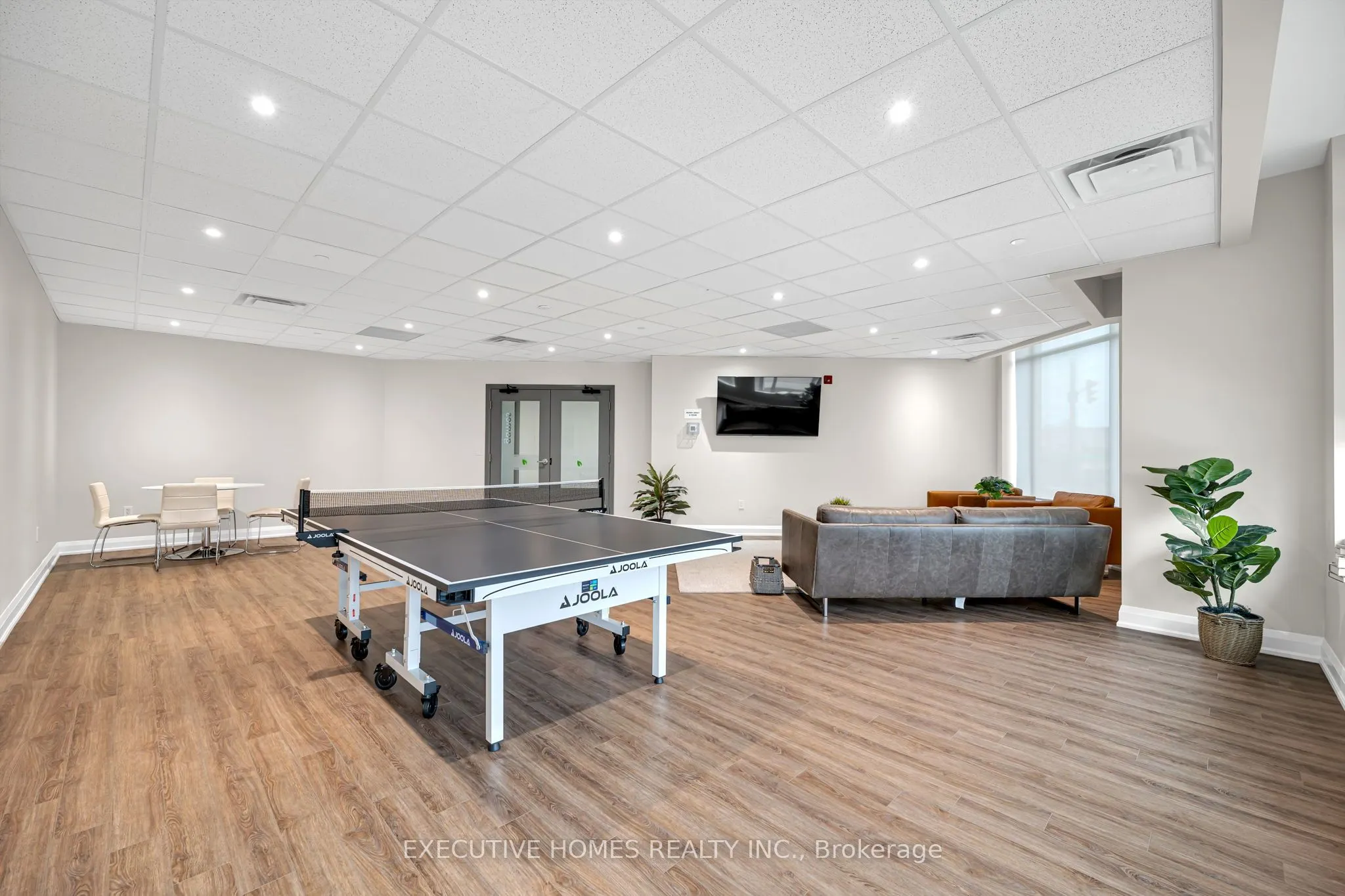 5917 Main Street, #413