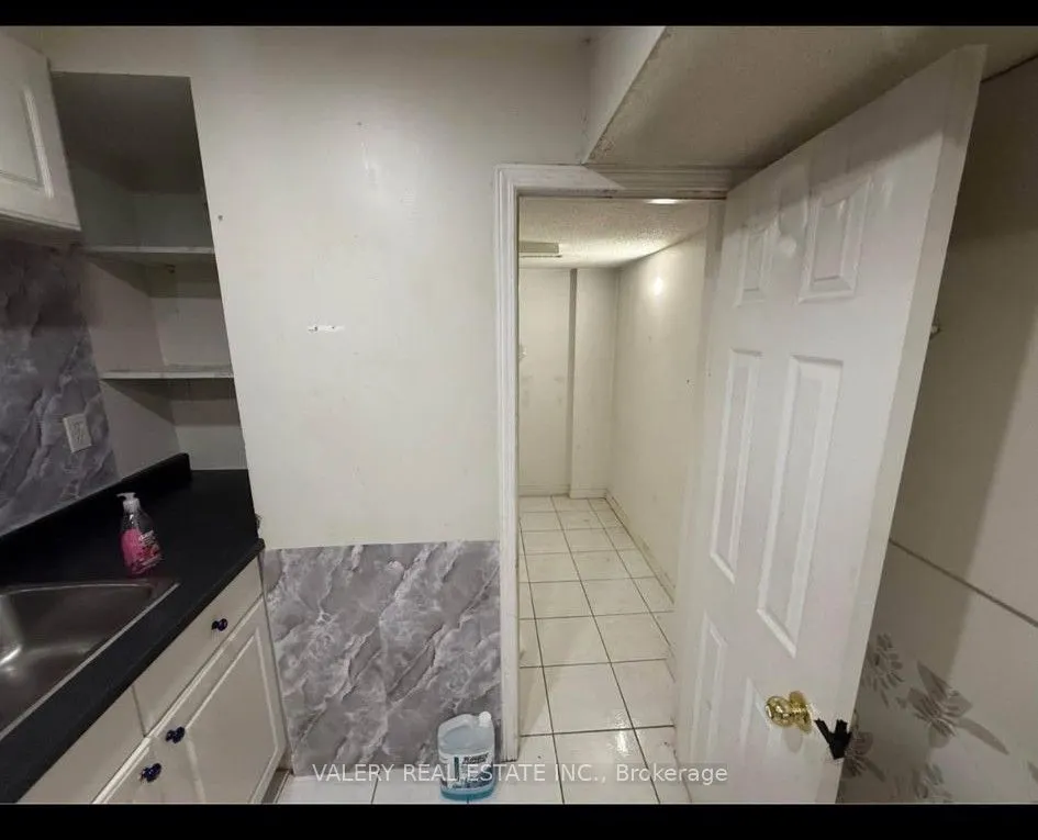 25 Cormel Street