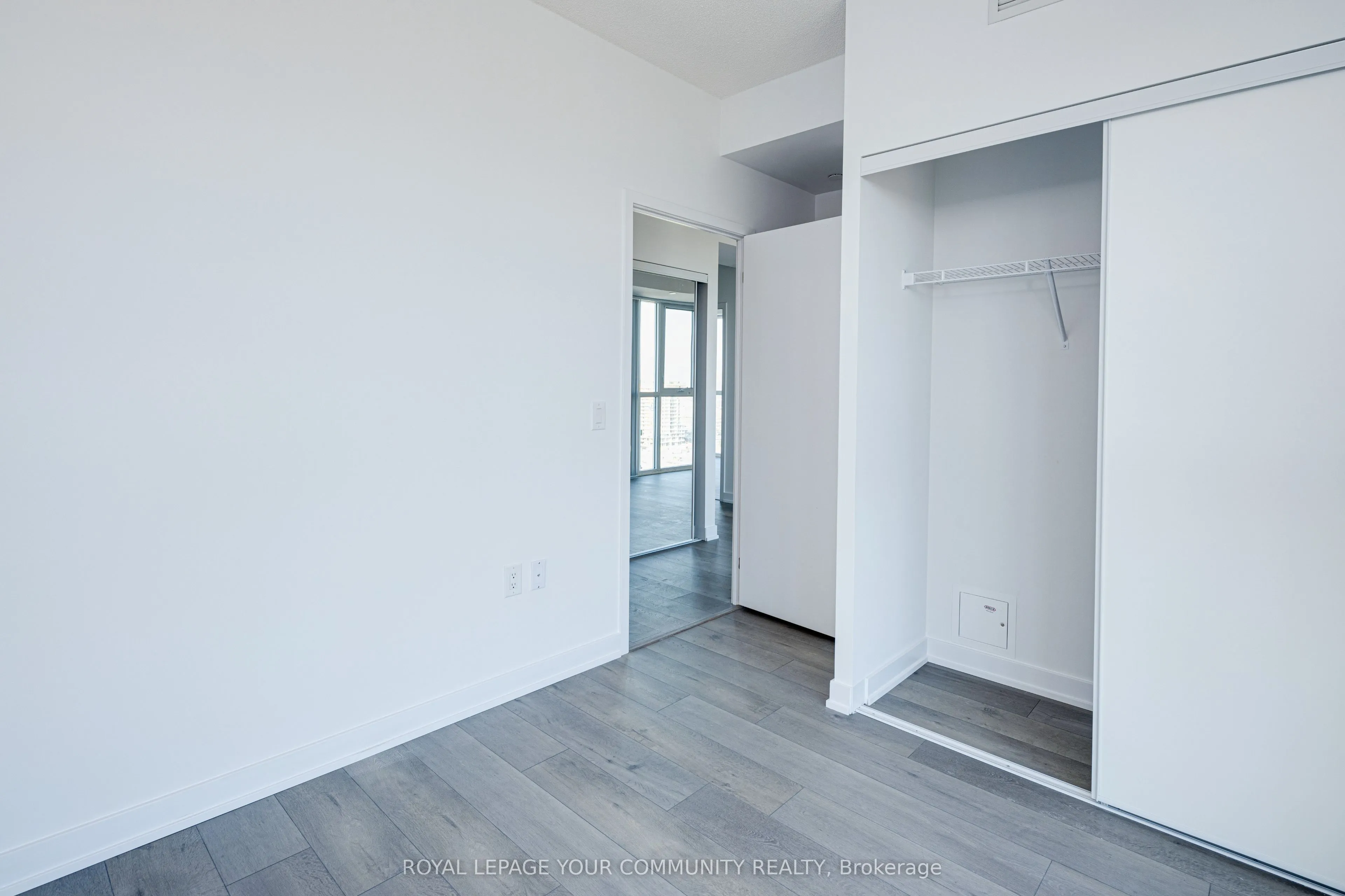 38 Honeycrisp Crescent, #1801