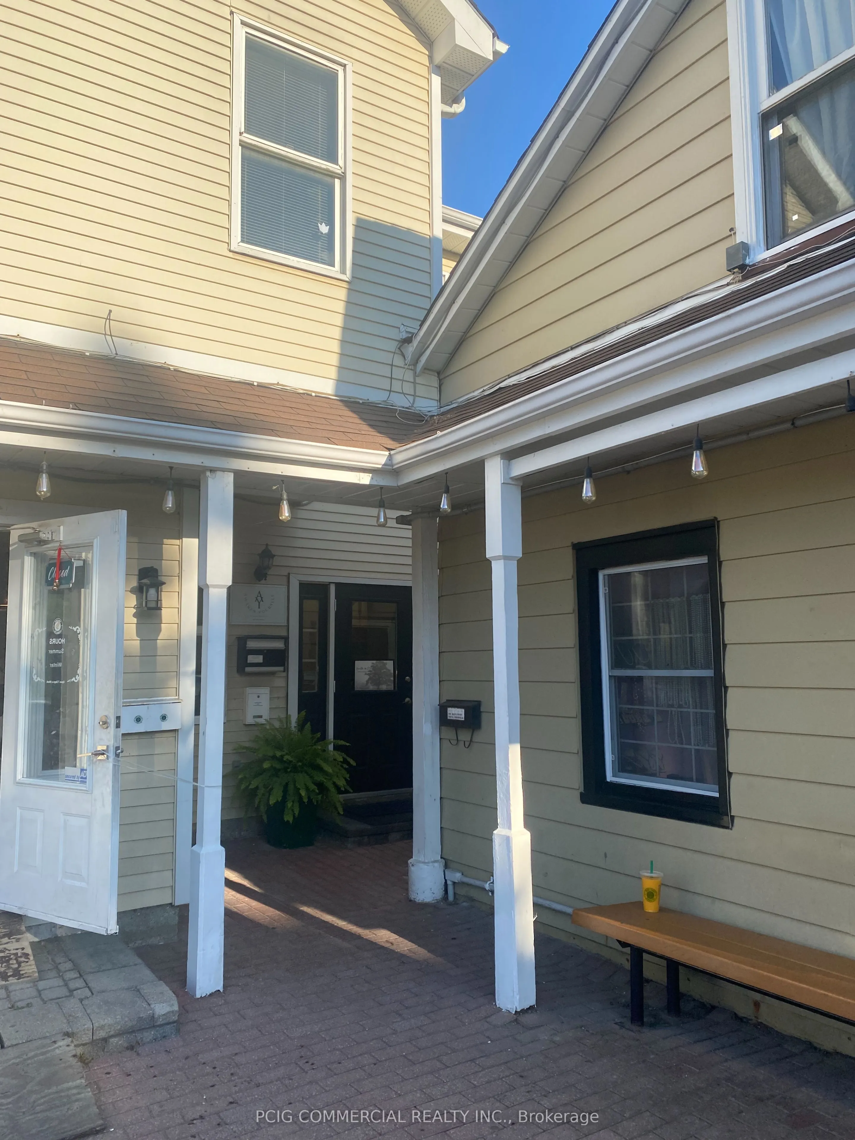 209 Main Unionville Street