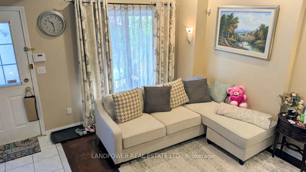10 Cox Boulevard, #22