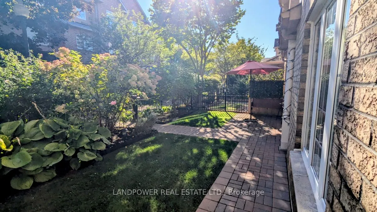 10 Cox Boulevard, #22