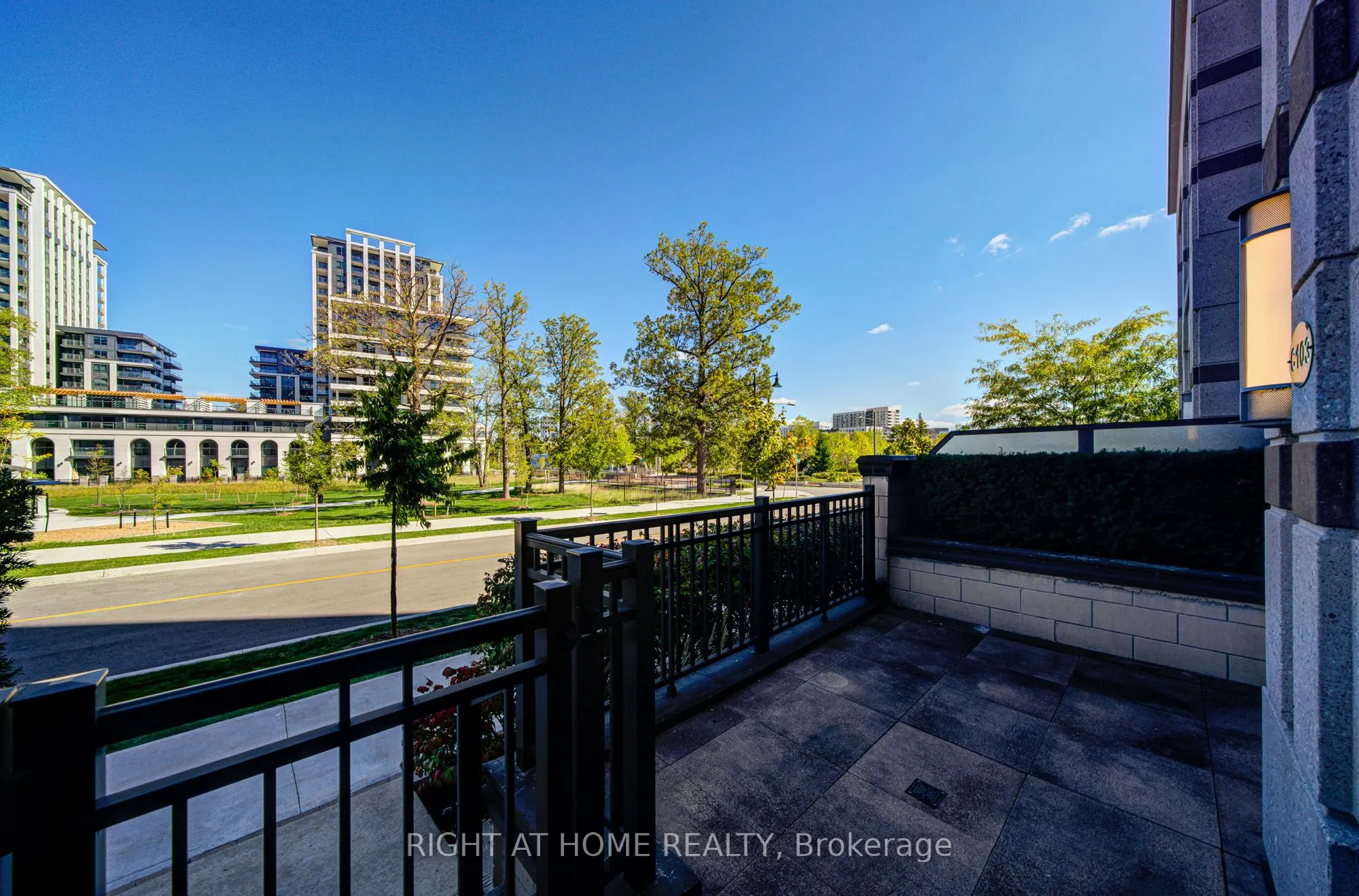 38 Cedarland Drive, #C103