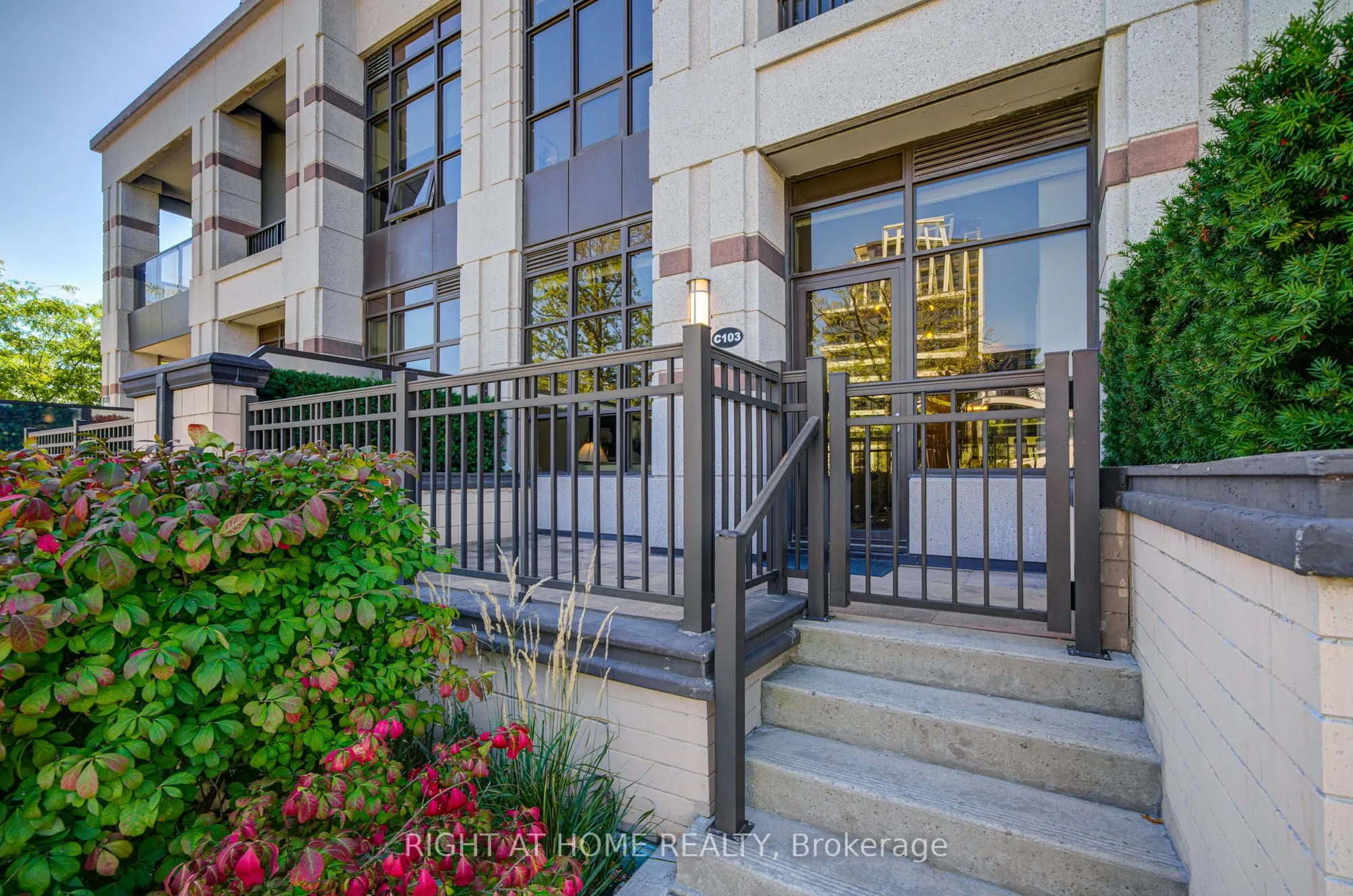 38 Cedarland Drive, #C103