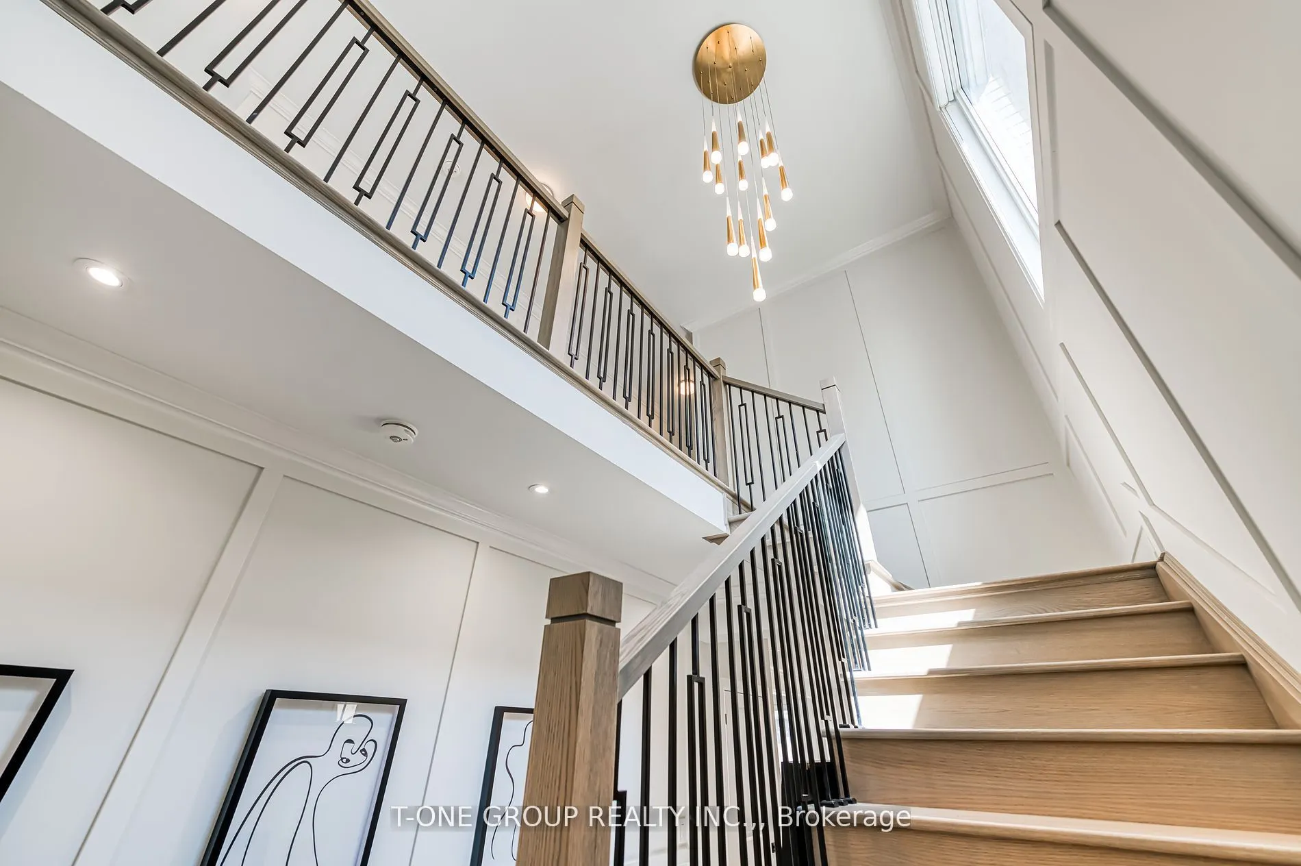 16 Longworth Avenue