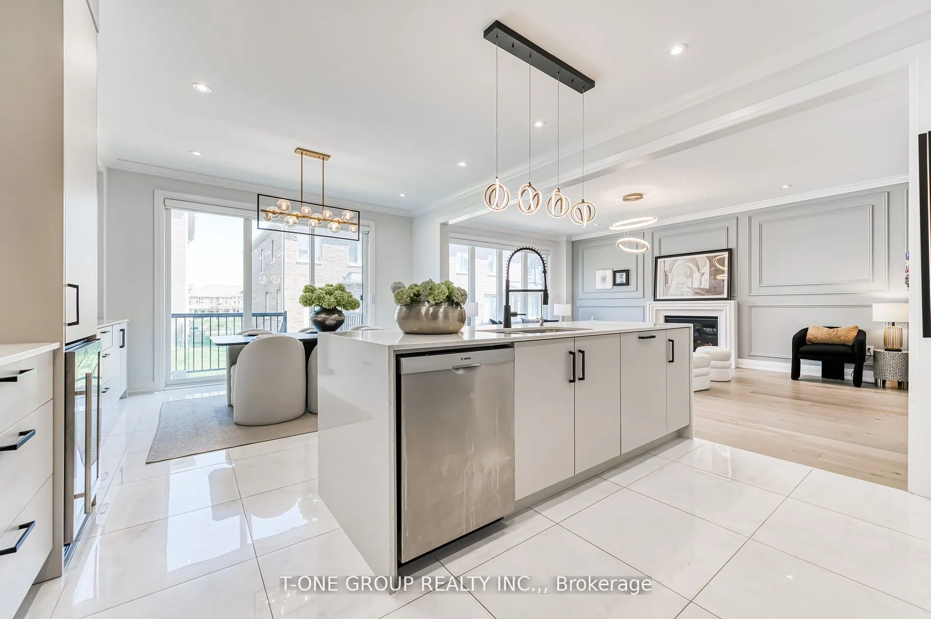 16 Longworth Avenue