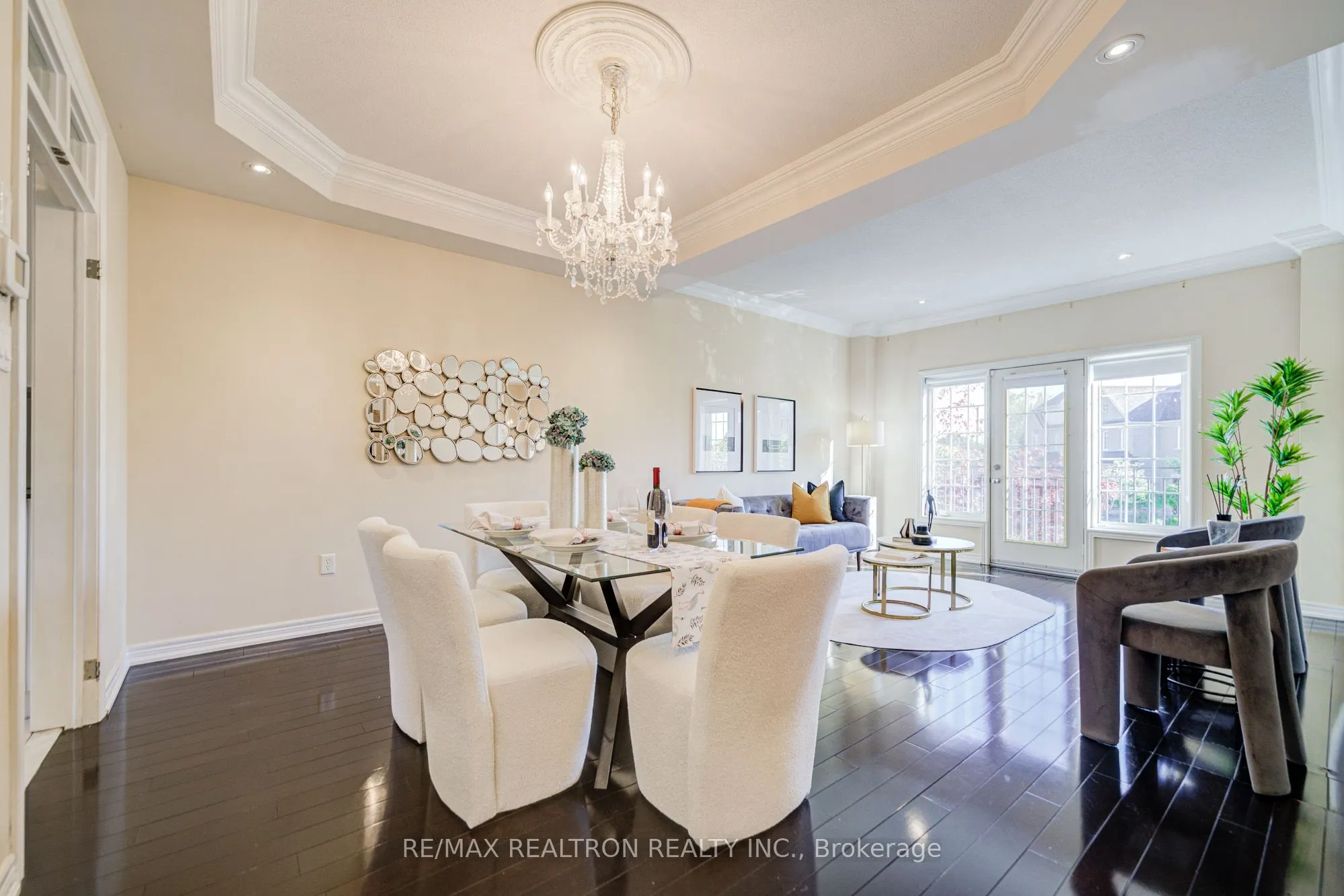 8 Harvest Court