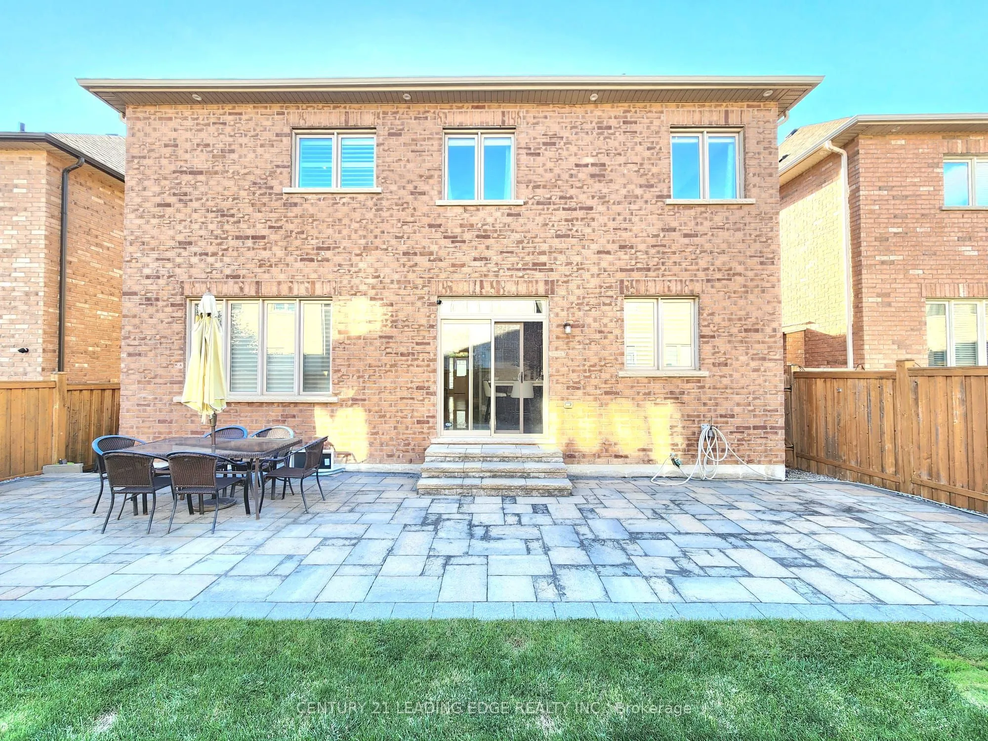 89 Greenspire Avenue