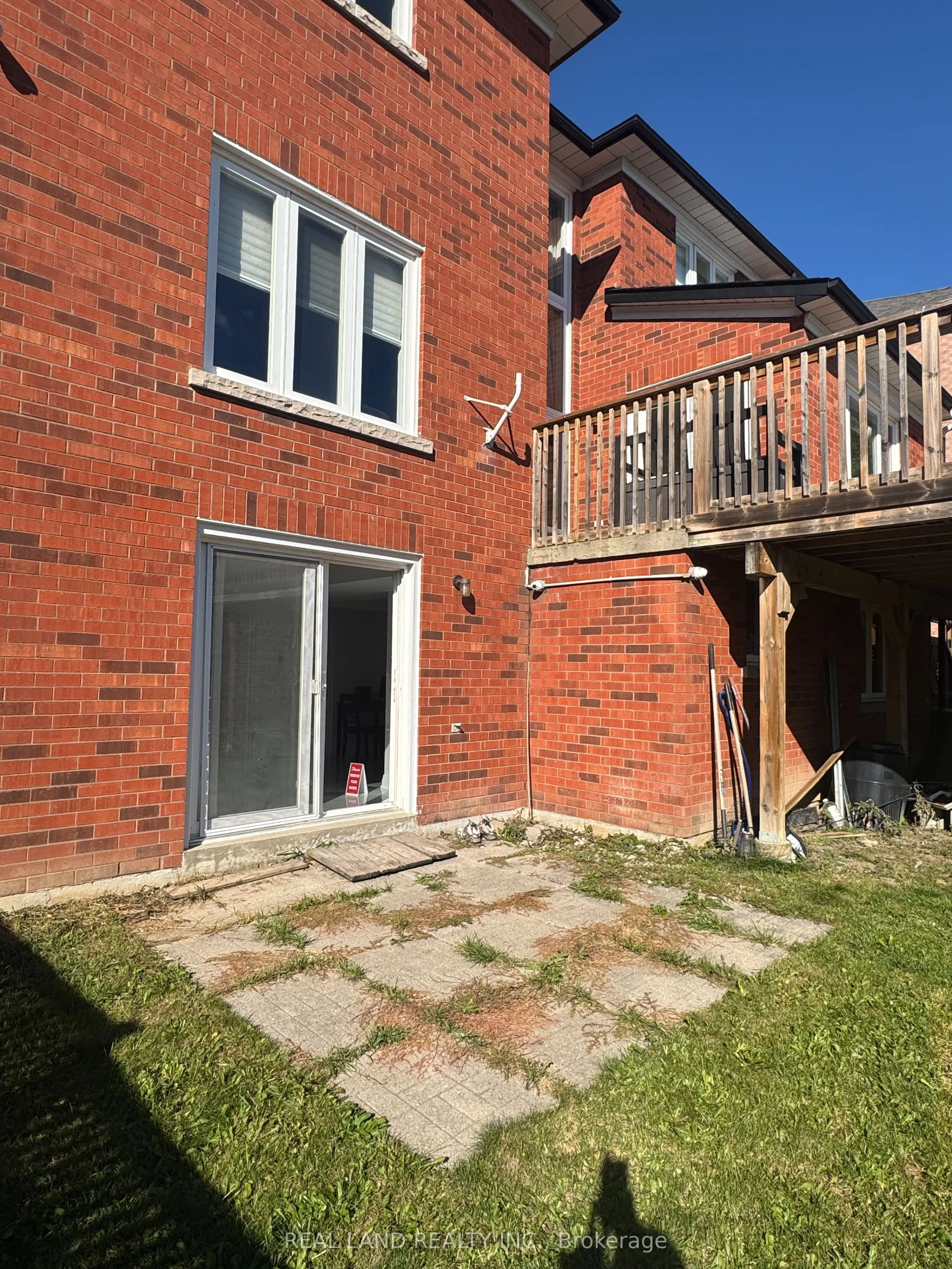 29 Mayfair Court