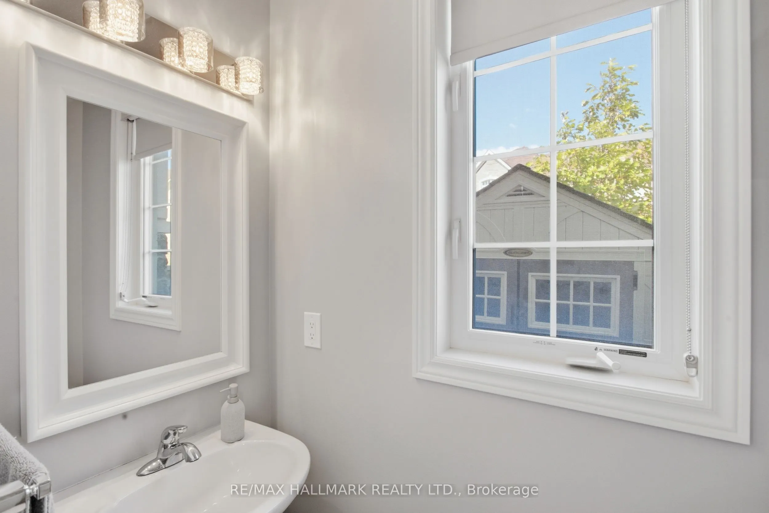 93 Port Arthur Crescent