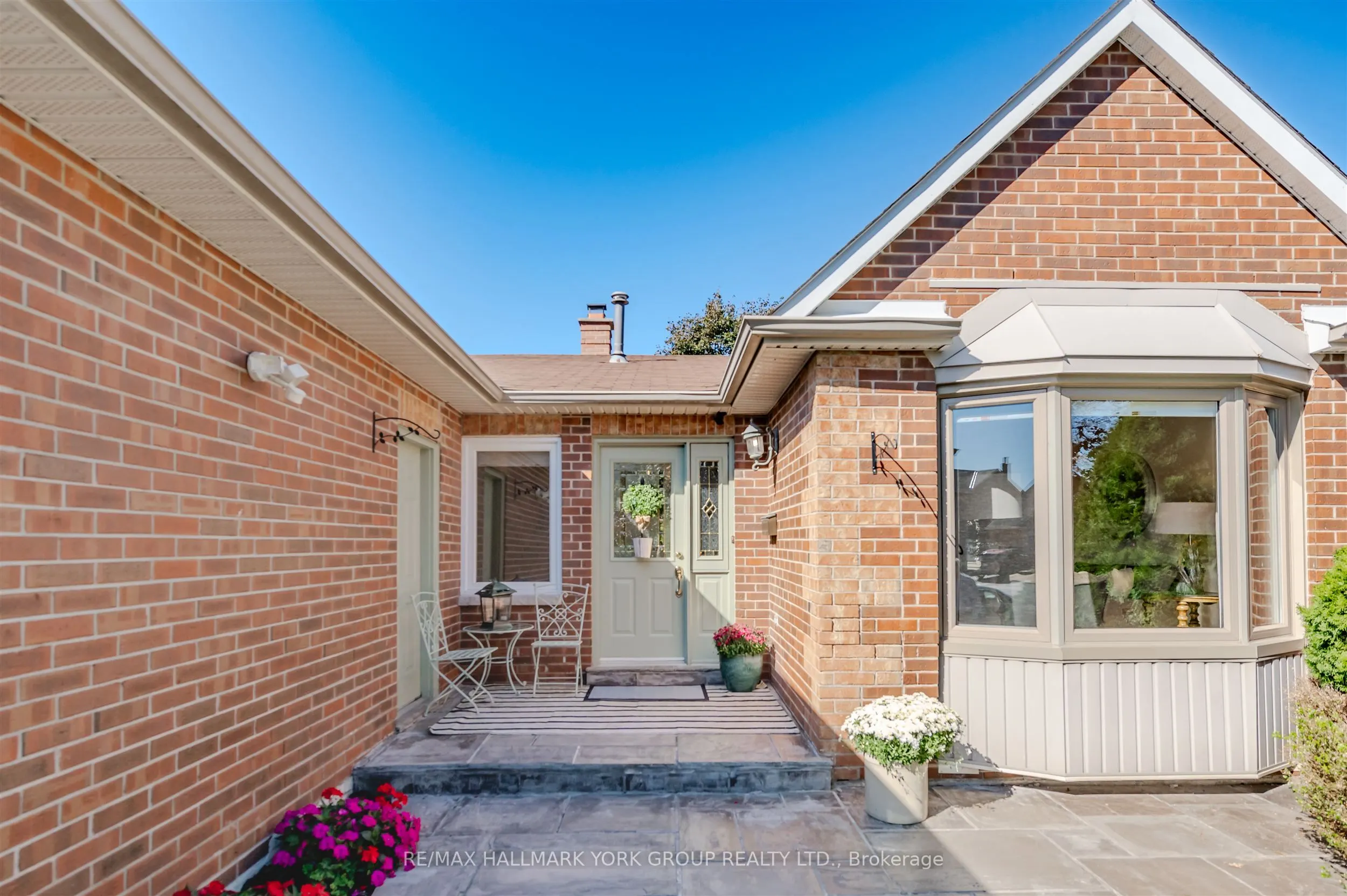 332 John Bowser Crescent