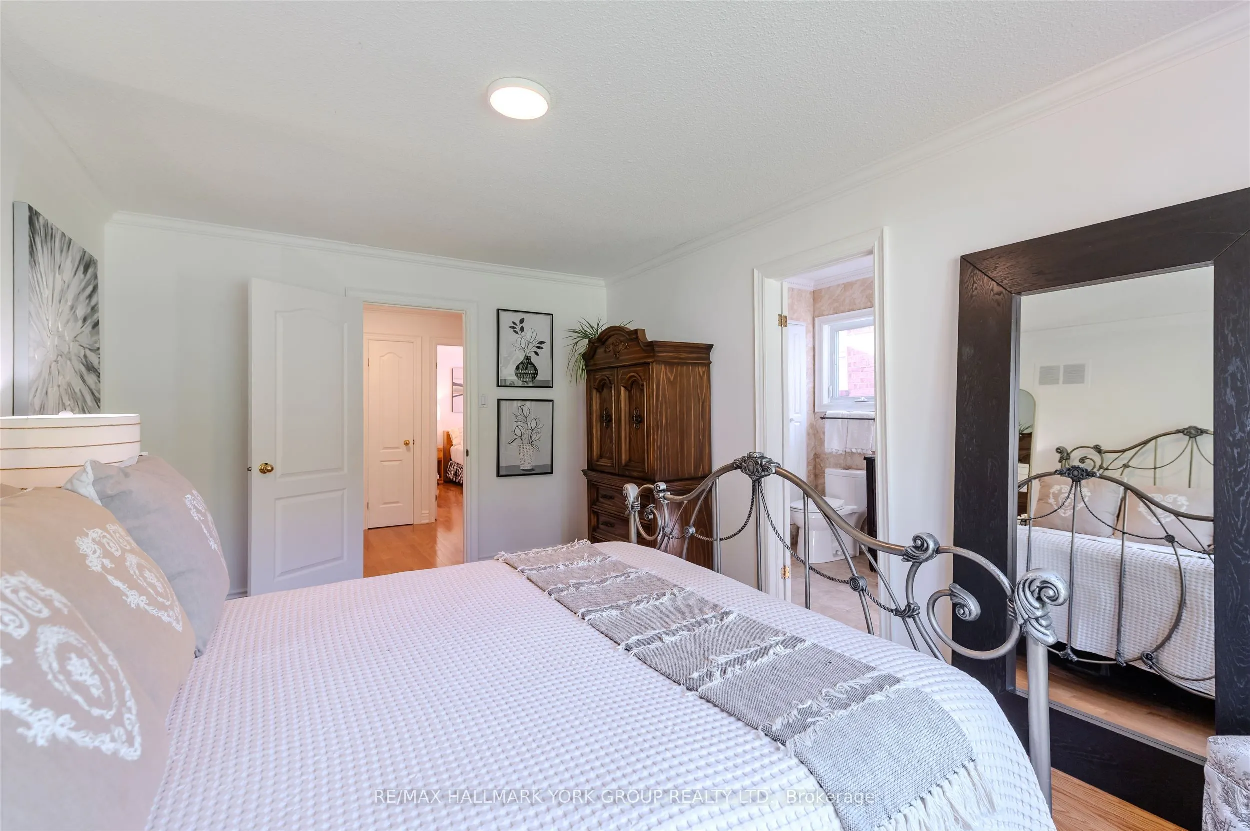 332 John Bowser Crescent