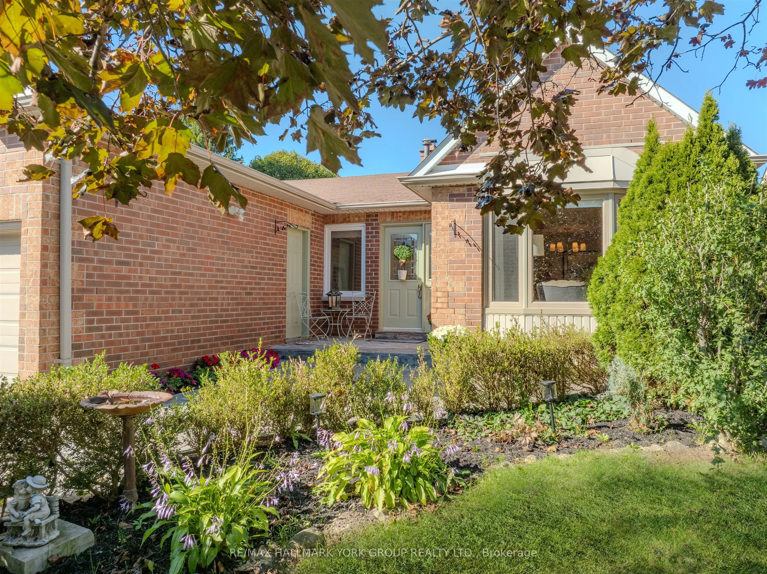 332 John Bowser Crescent
