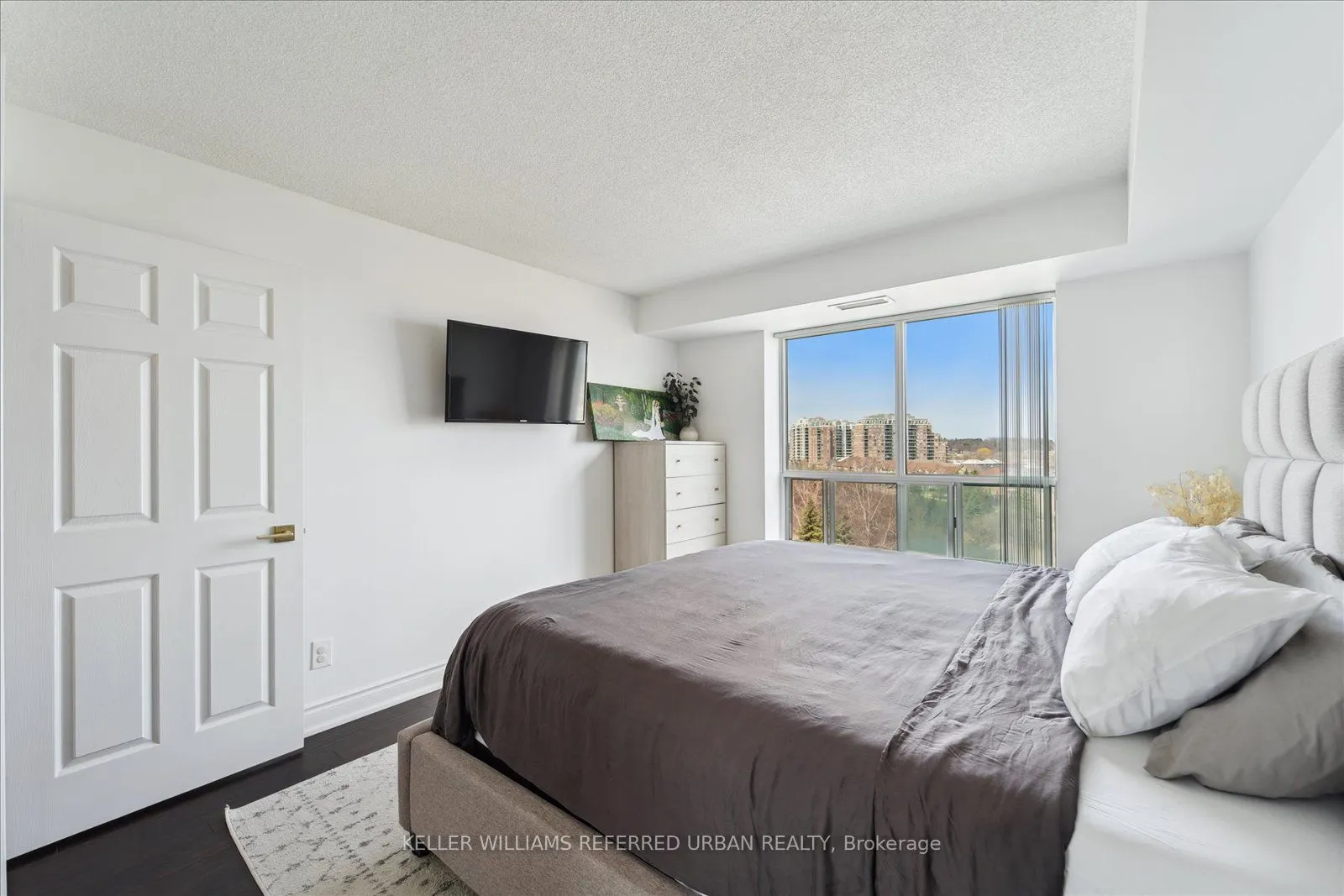 3 Ellesmere Street, #605