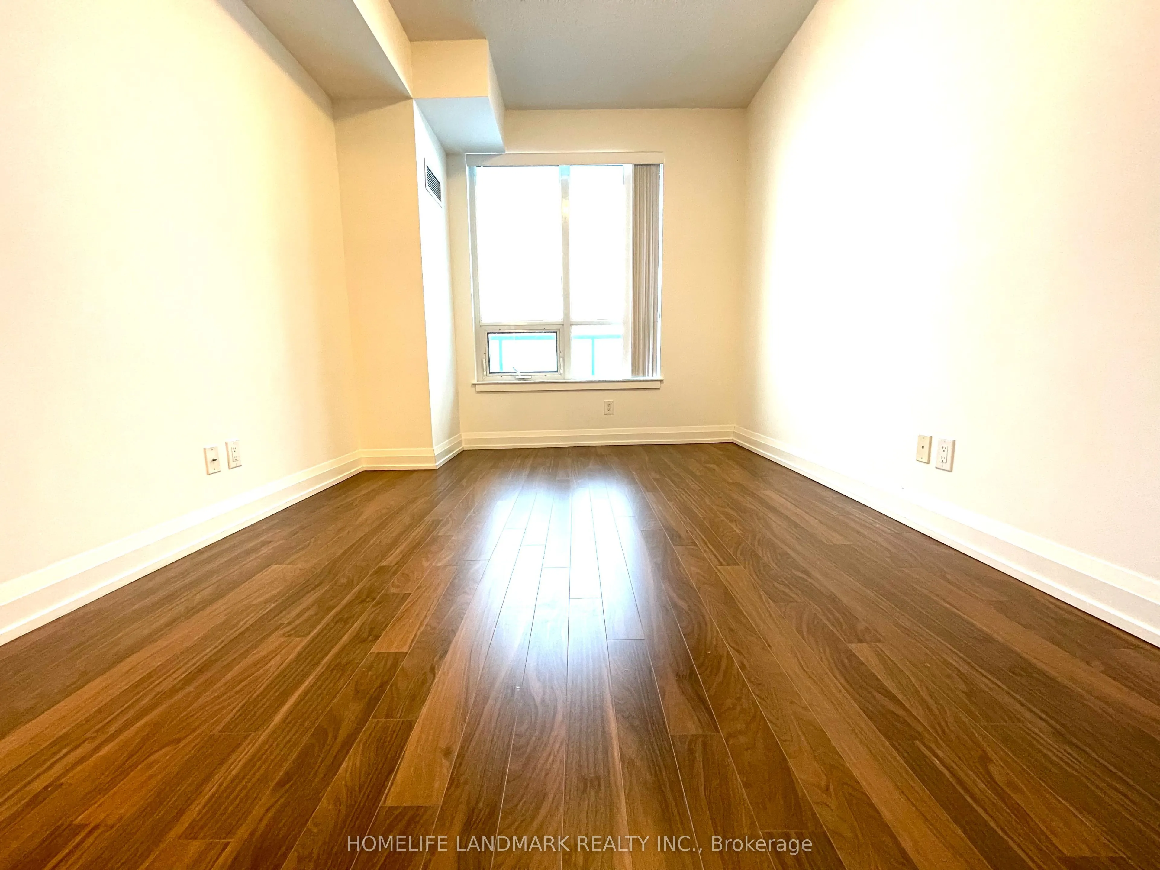 7161 Yonge Street, #2322