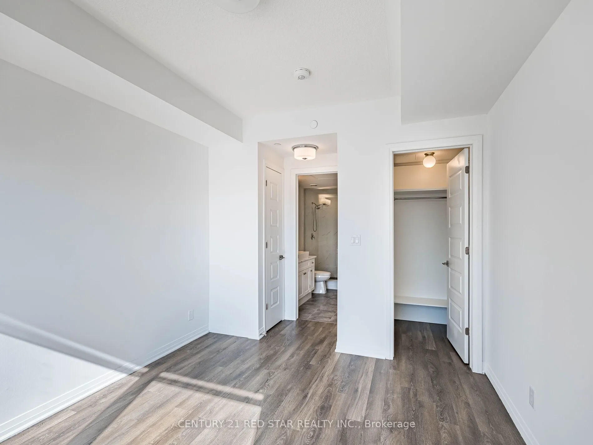 58 Adam Sellers Street, #417