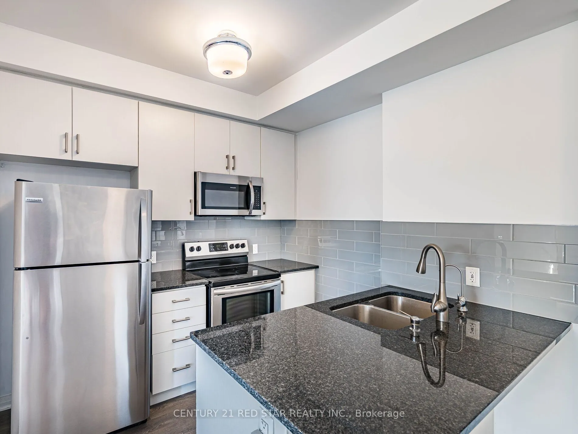 58 Adam Sellers Street, #417