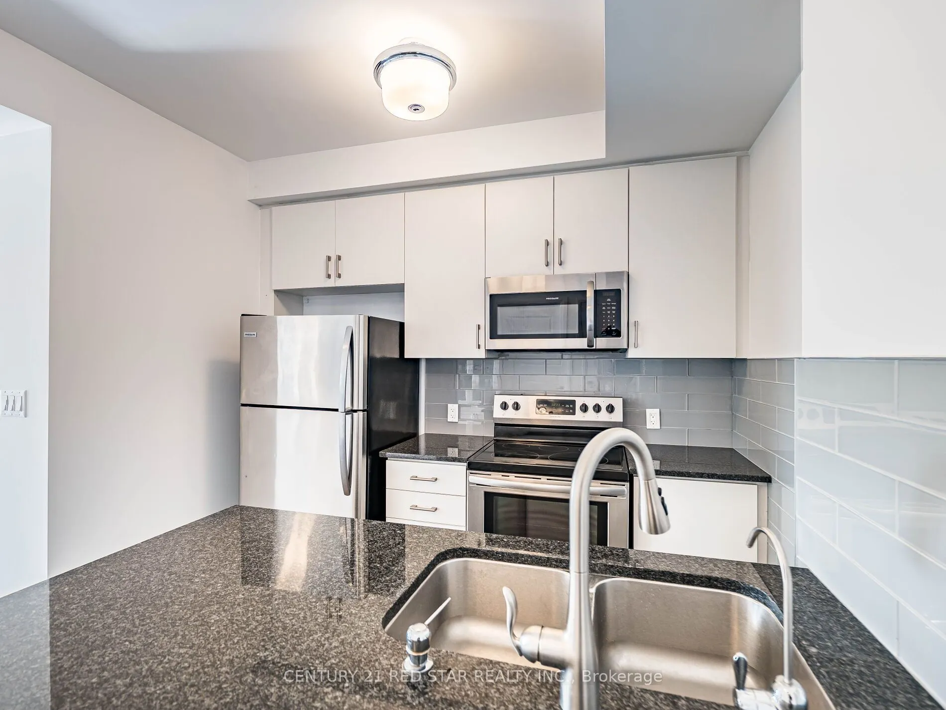 58 Adam Sellers Street, #417