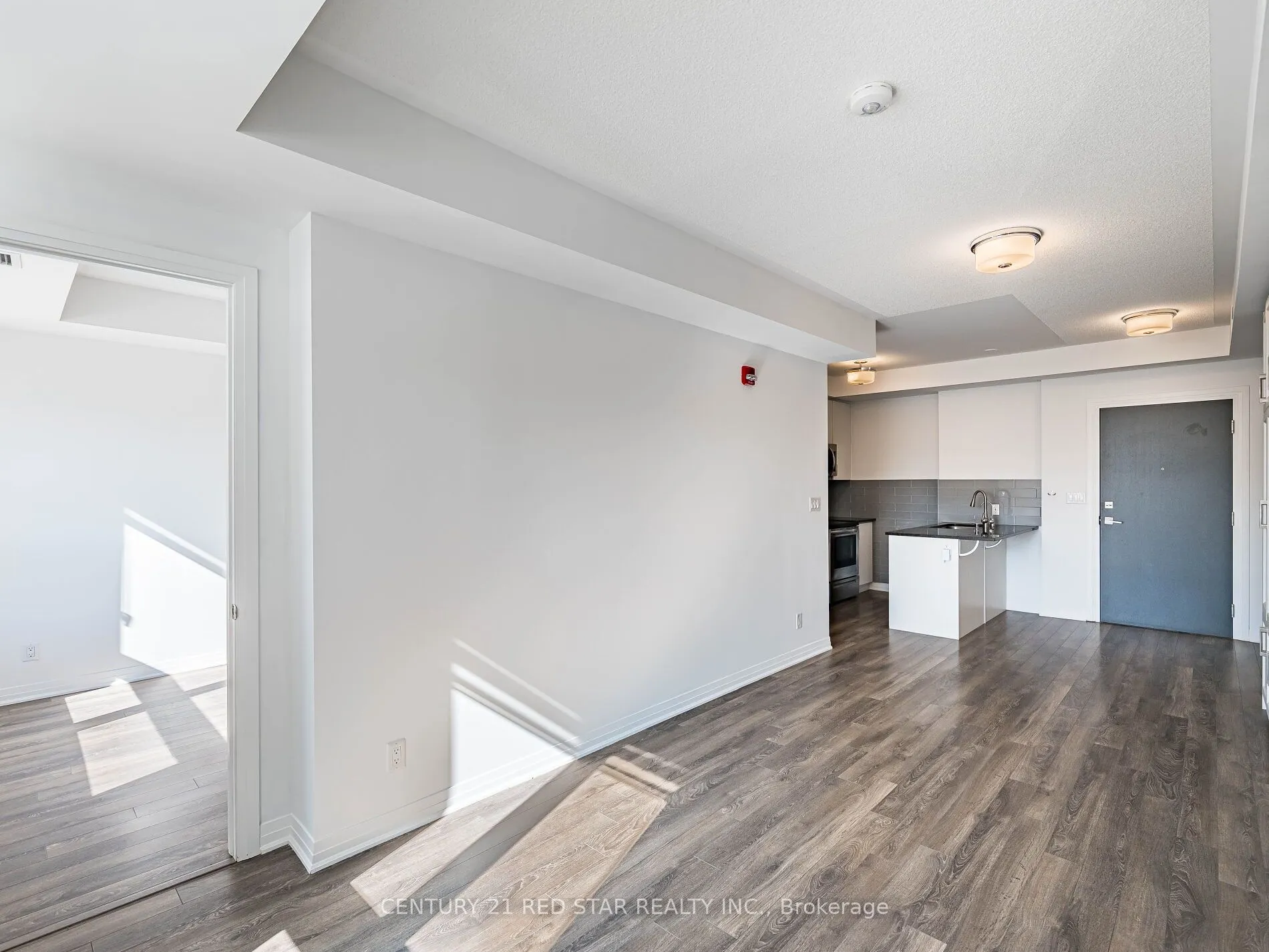 58 Adam Sellers Street, #417