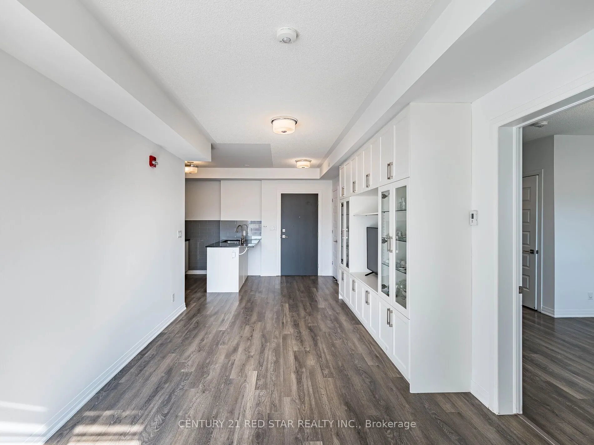 58 Adam Sellers Street, #417