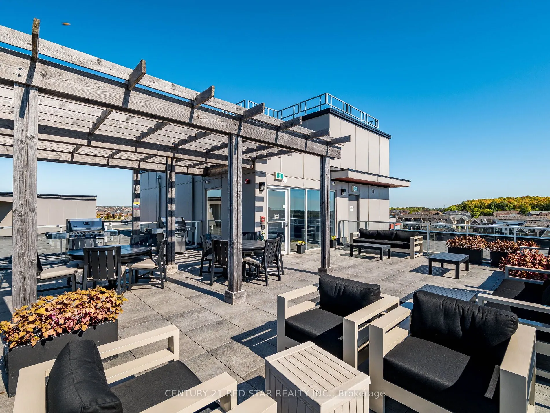 58 Adam Sellers Street, #417