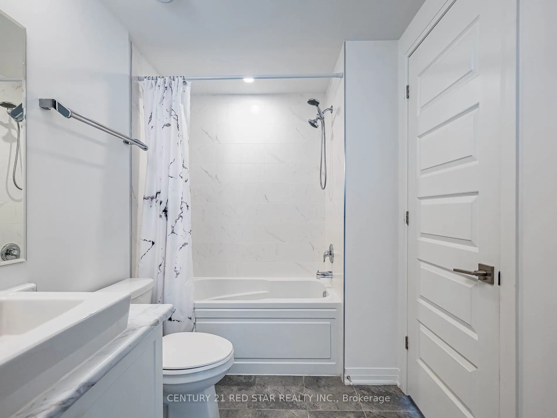 58 Adam Sellers Street, #417