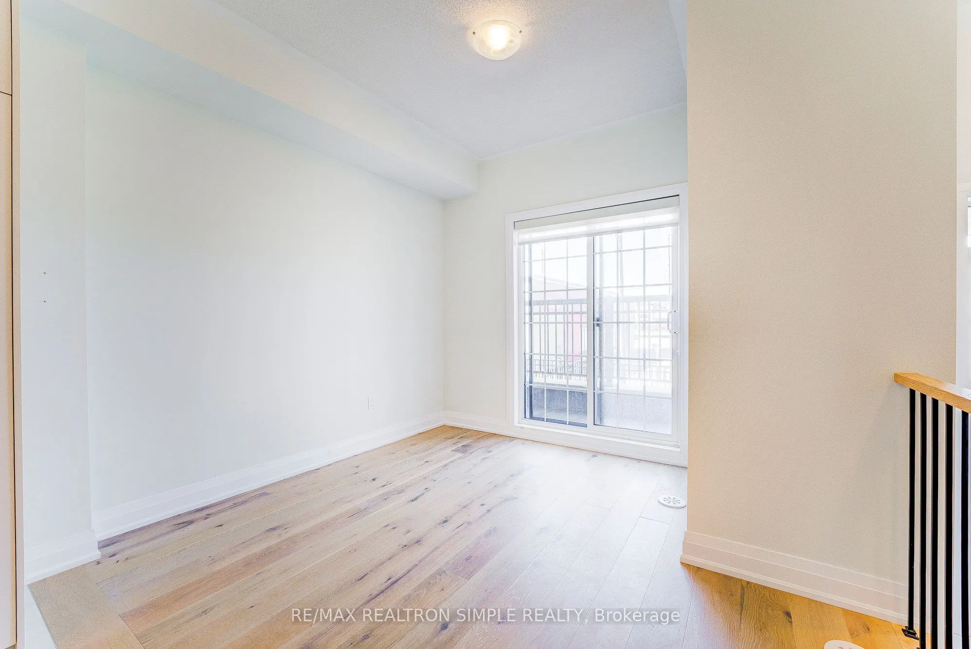 20 Maybank Lane